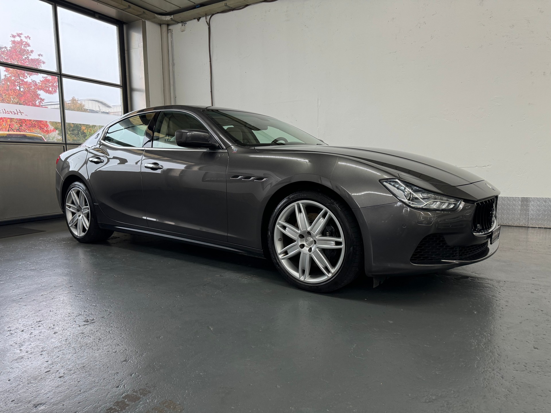 MASERATI Ghibli S Q4 3.0 V6 Automatica-showroom-element-1