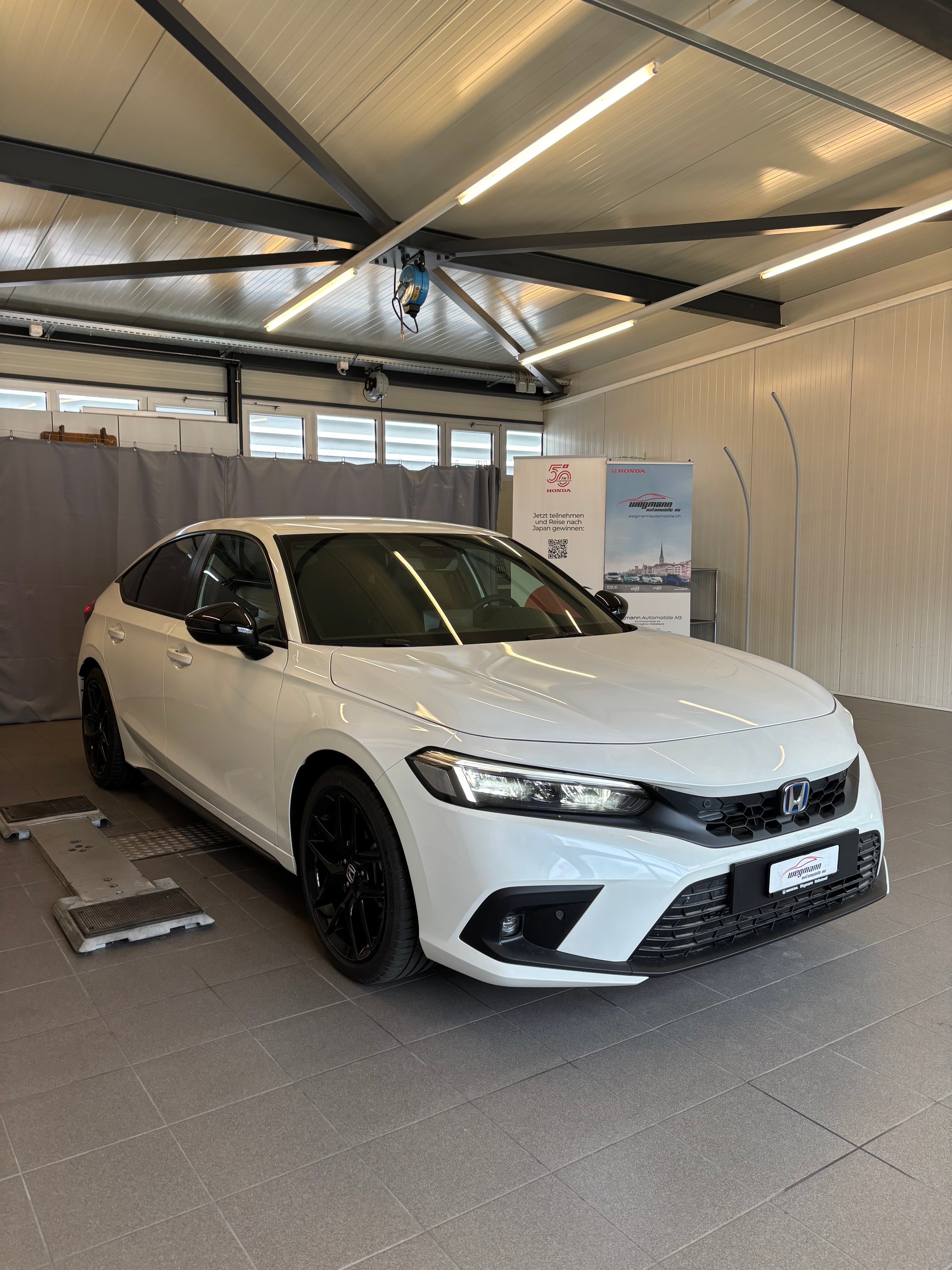 HONDA Civic 2.0 i-MMD HEV Sport-showroom-element-2