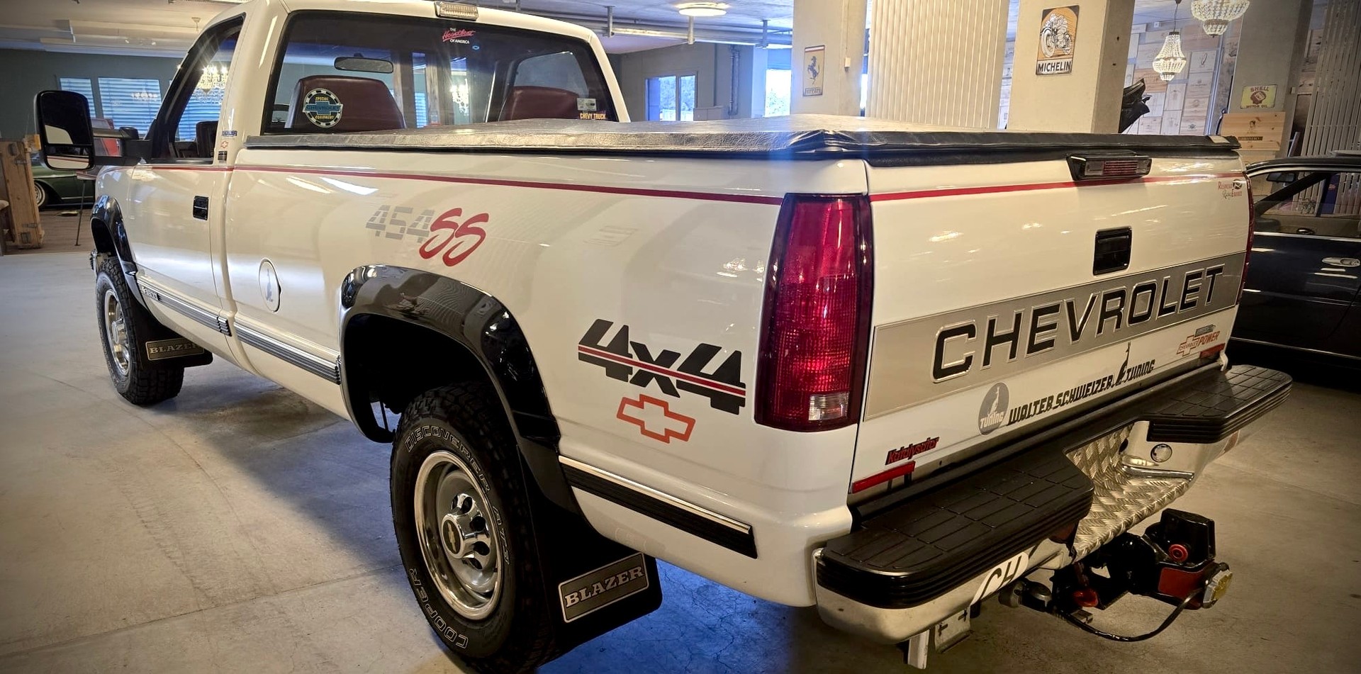 CHEVROLET K3500 Fleetside 7.4L Regular Cab Long Box-image-5