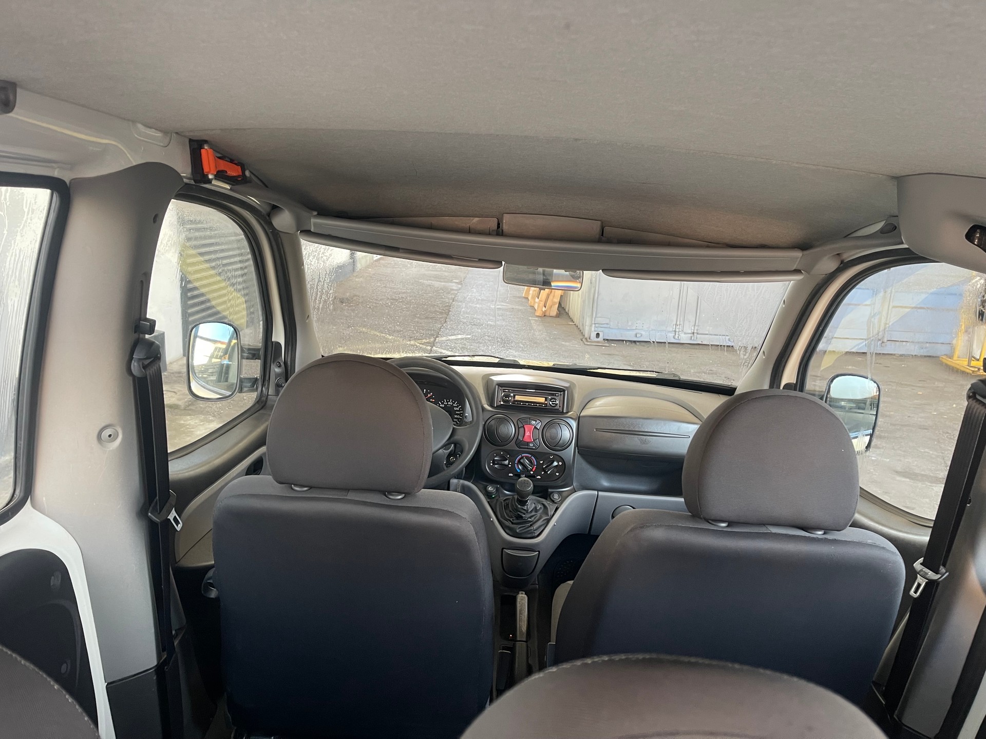 FIAT Doblò 1.6 Bipower Active-image-7