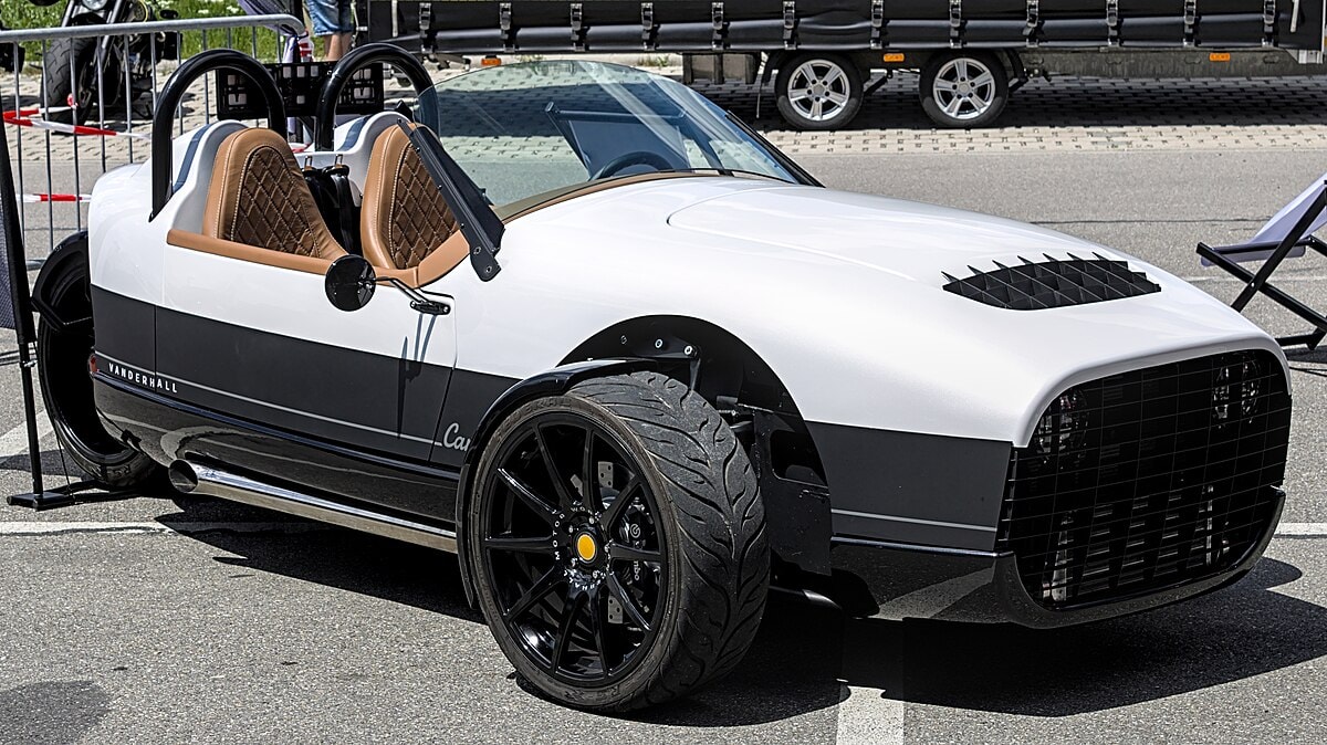 VANDERHALL Carmel GT-showroom-element-1