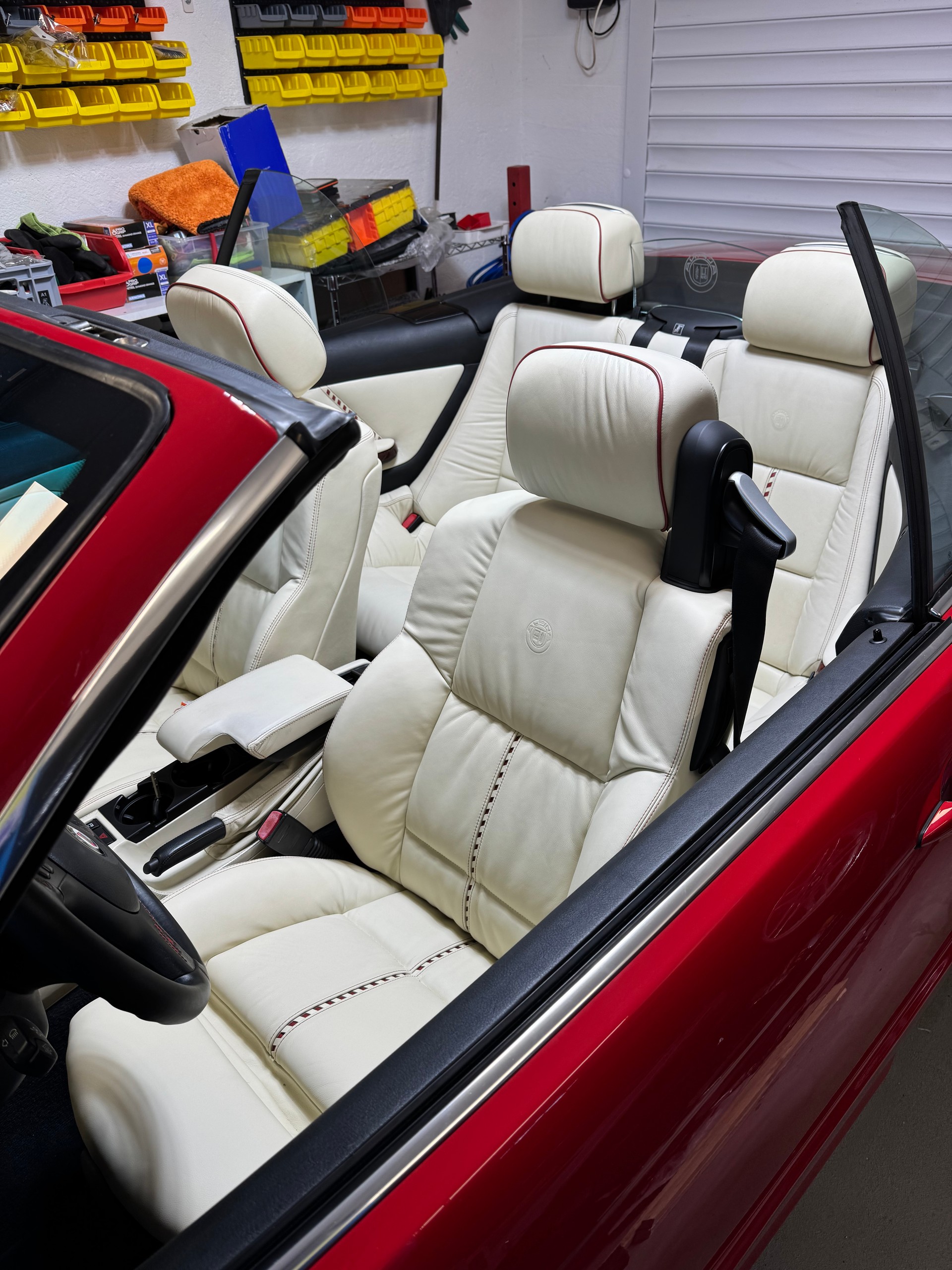 BMW-ALPINA B3 3.3 Cabrio S.Tronic-image-2