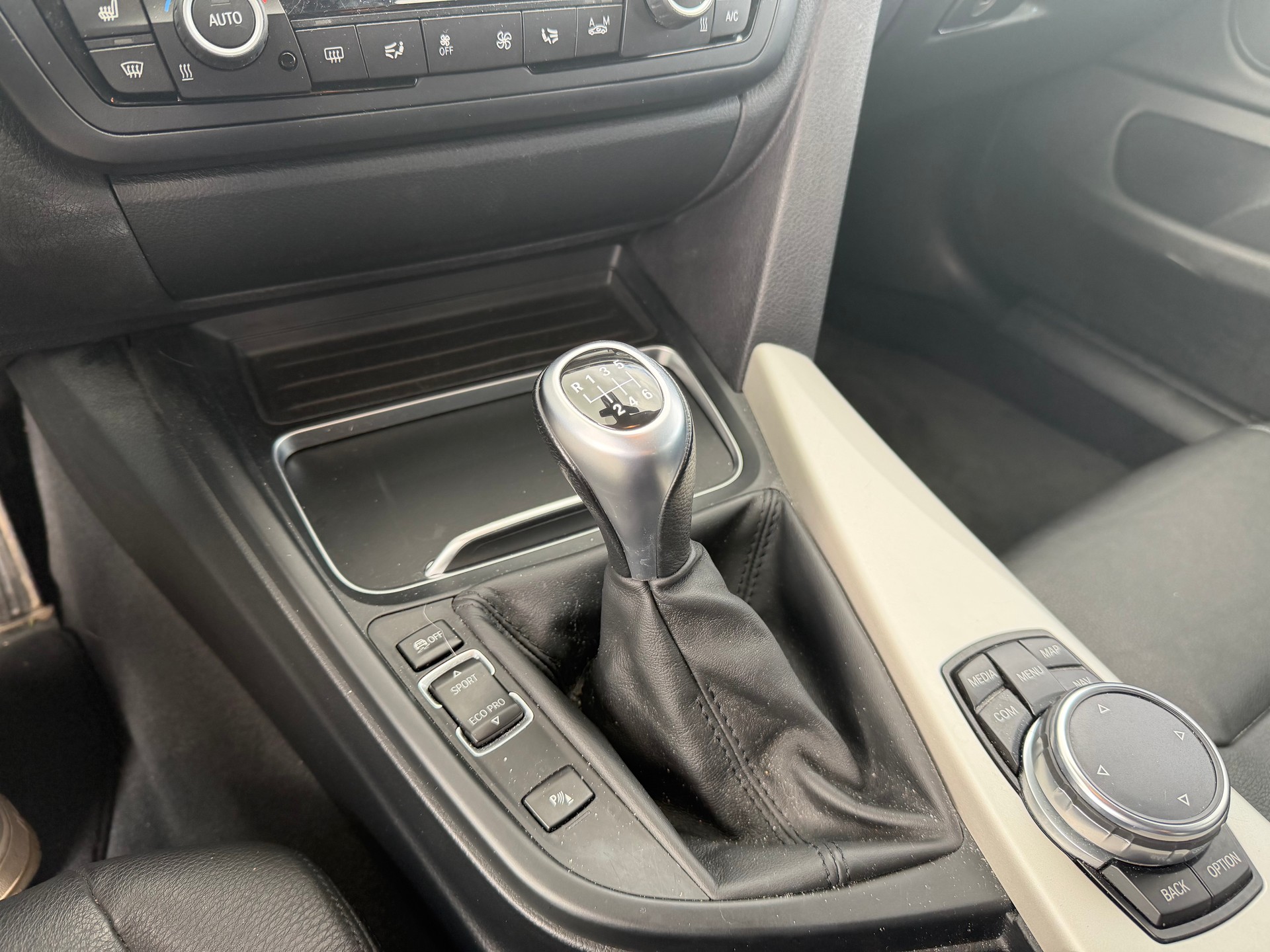 BMW 420i Gran Coupé xDrive-image-9