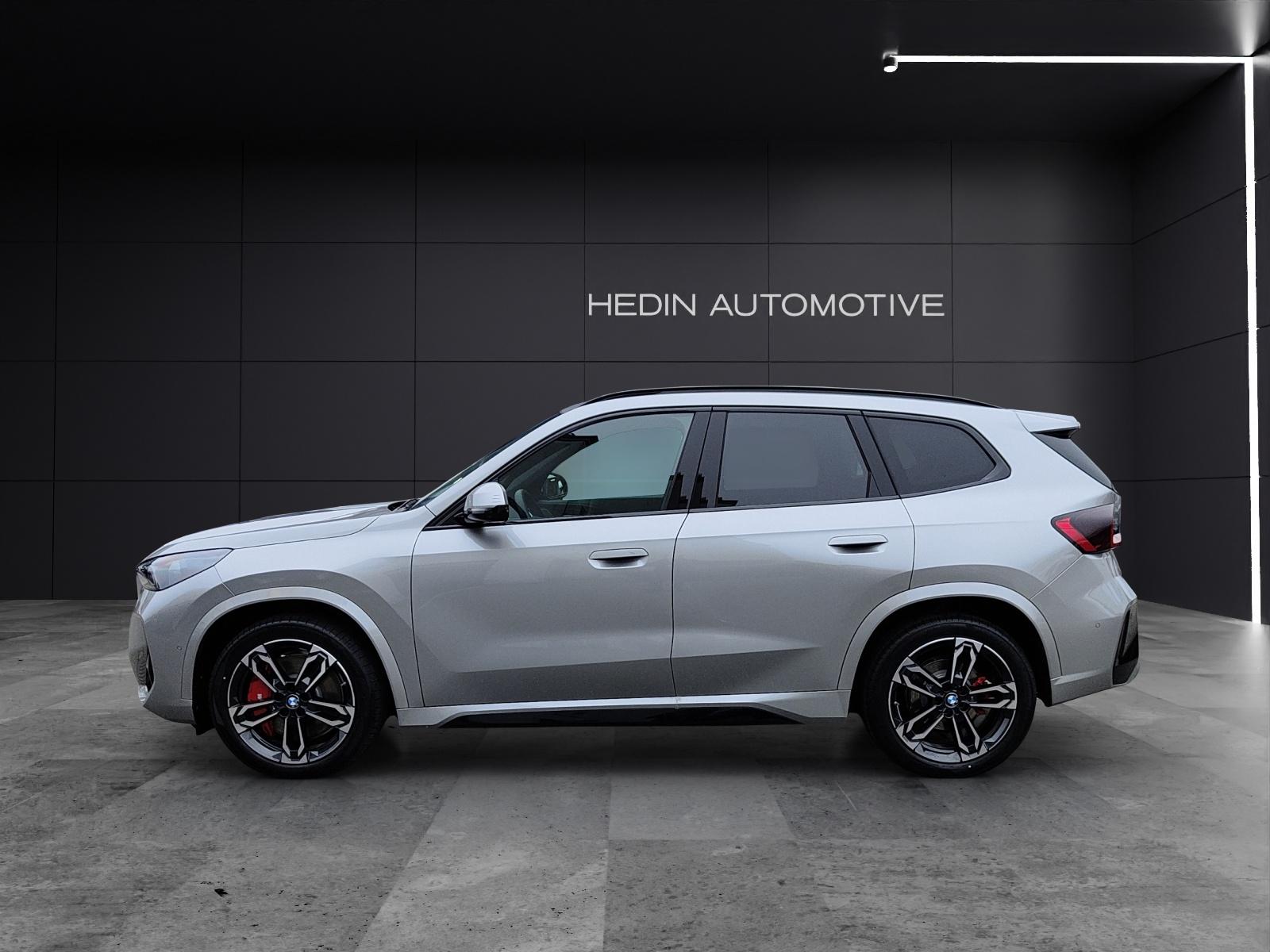 BMW X1 23d xDrive-showroom-element-1