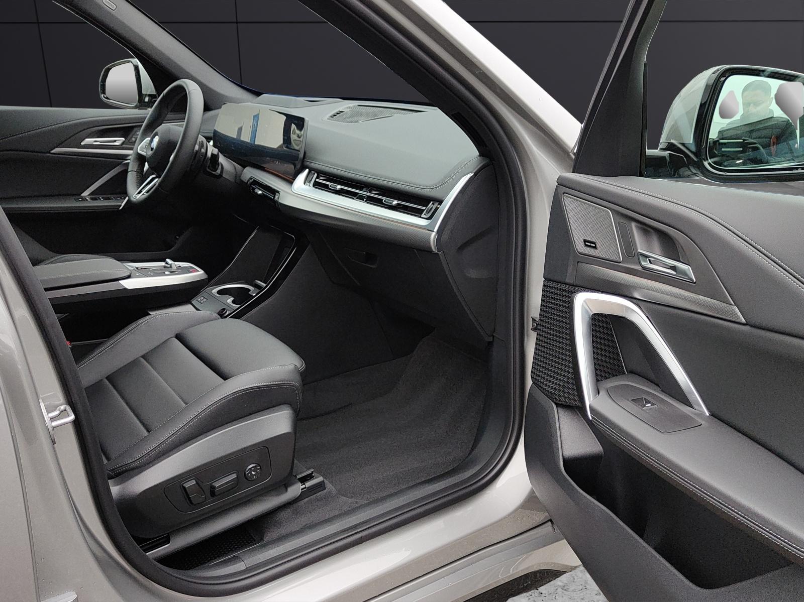 BMW X1 23d xDrive-image-15