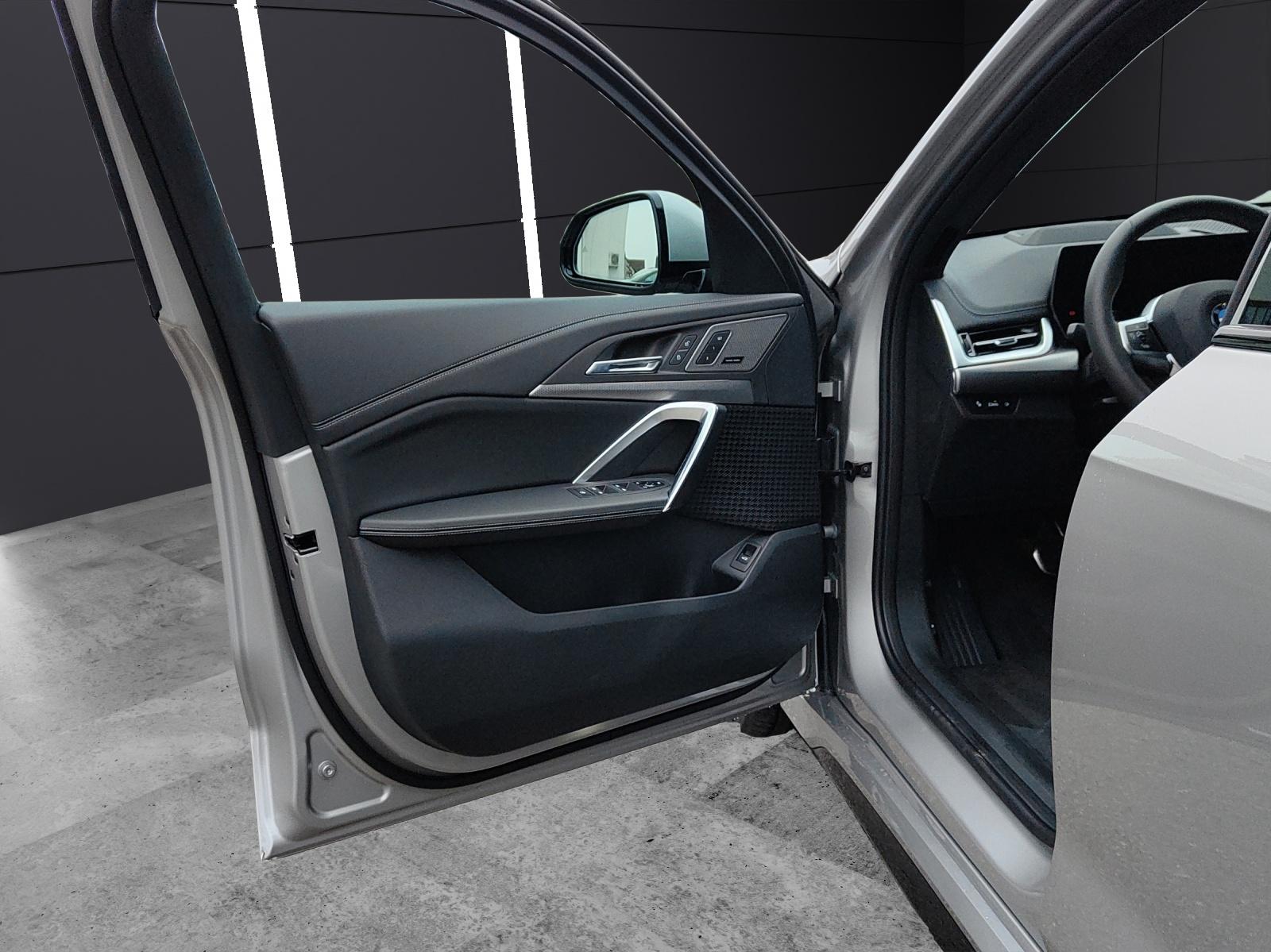 BMW X1 23d xDrive-image-11