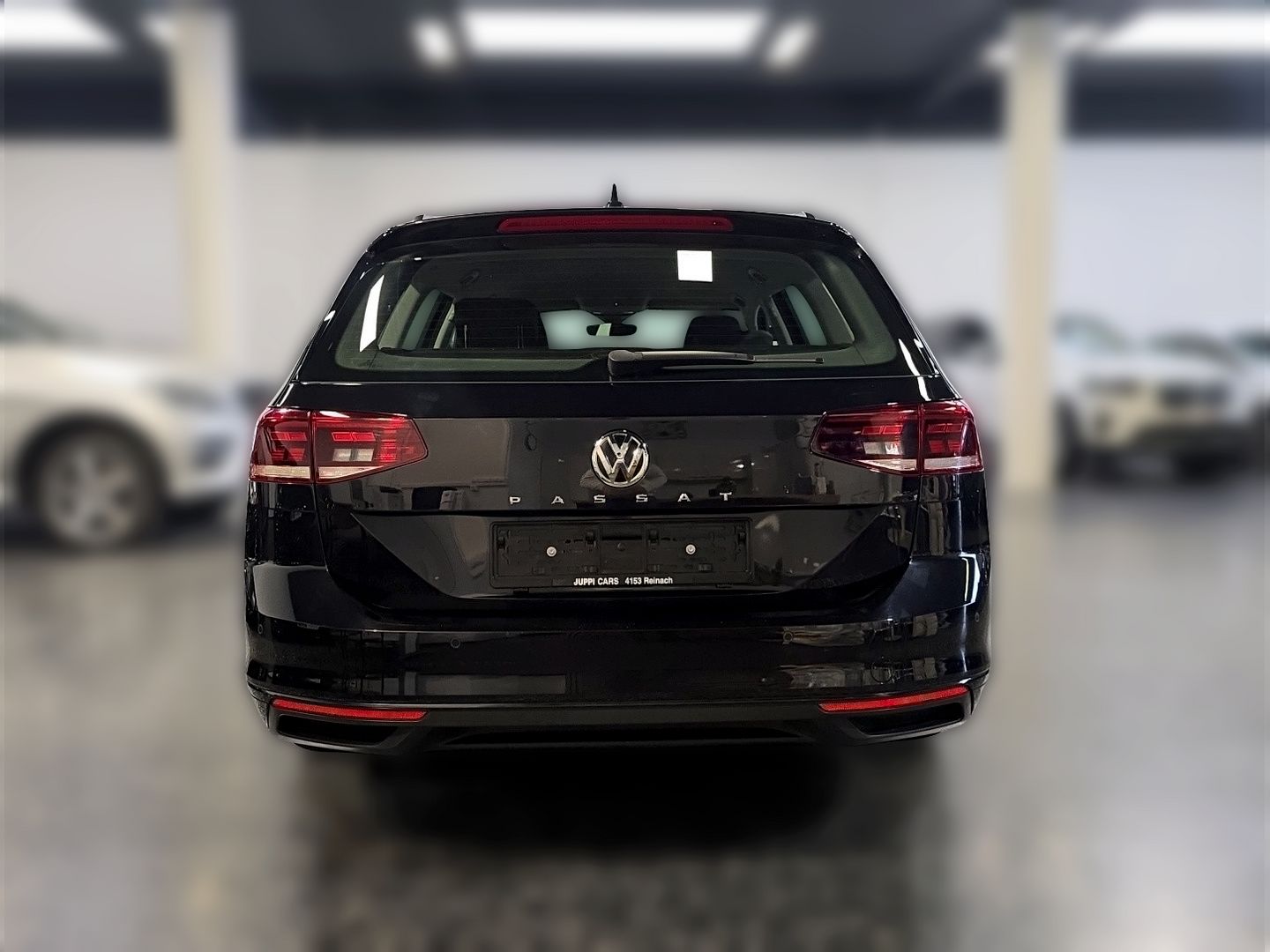 VW Passat 2.0 TDI BMT Business DSG-showroom-element-2