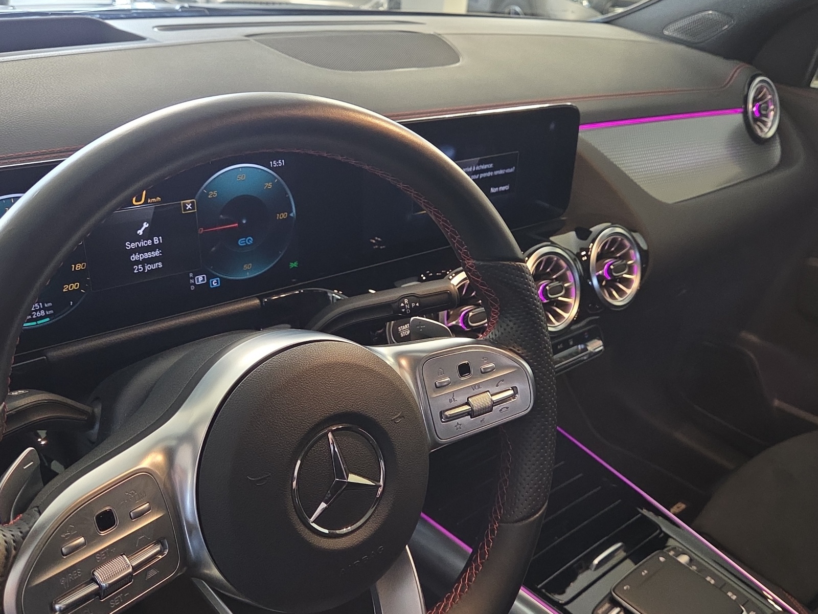 MERCEDES-BENZ EQA 350 AMG Line 4Matic-image-14