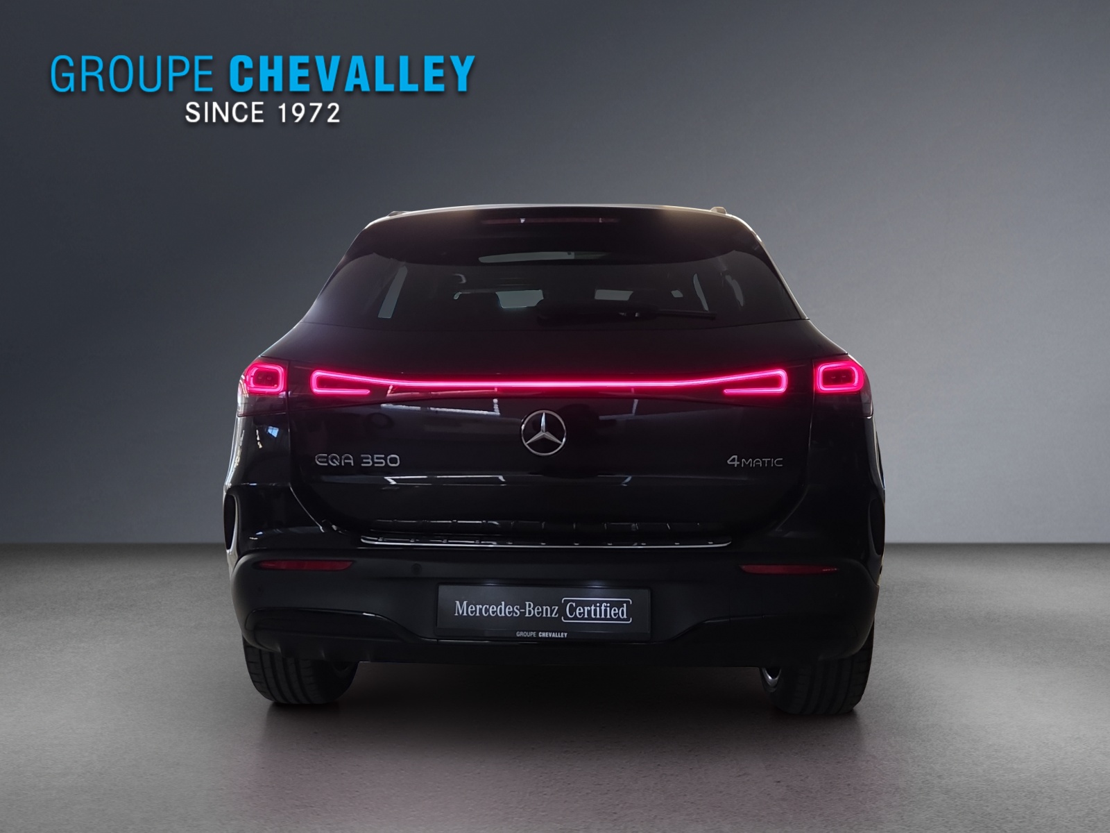 MERCEDES-BENZ EQA 350 AMG Line 4Matic-image-4