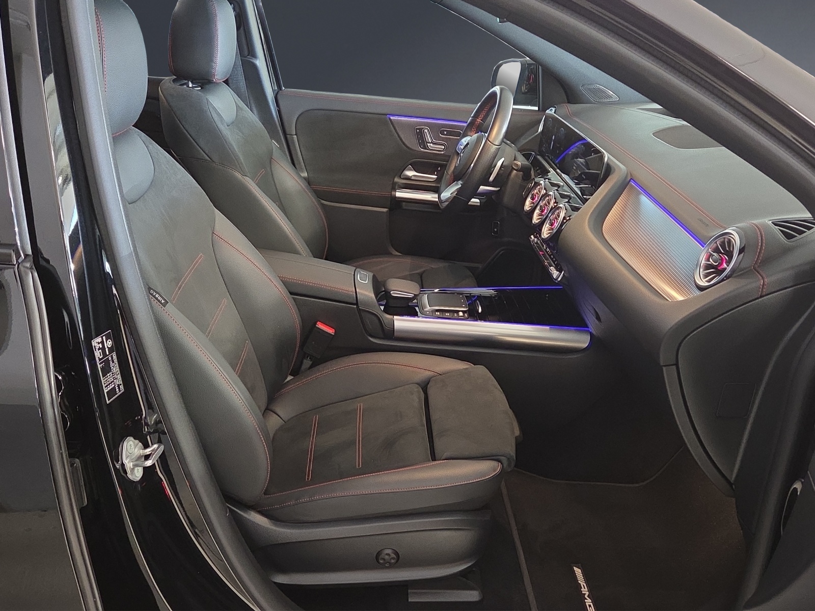 MERCEDES-BENZ EQA 350 AMG Line 4Matic-image-8