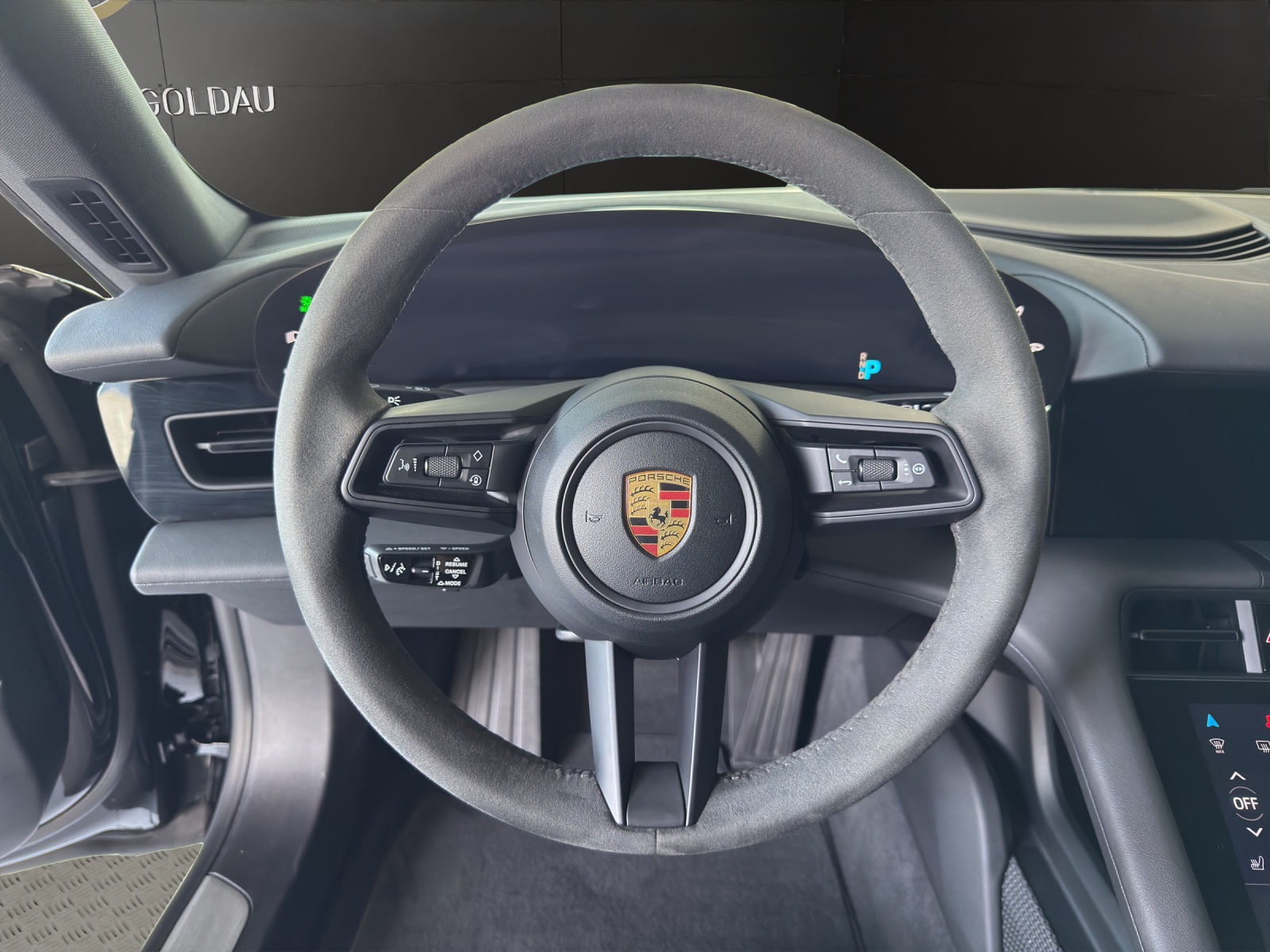 PORSCHE Taycan 4S Performance Upgarde mit Porsche Approved bis 11.2026-image-6