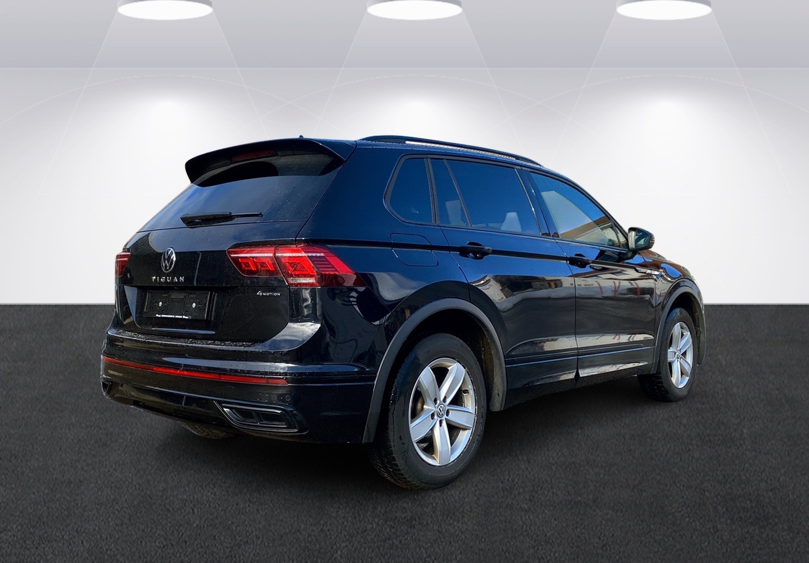 VW Tiguan 2.0 TDI SCR R-Line 4Motion DSG-image-1