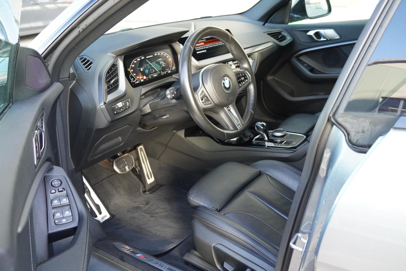 BMW M235i Gran Coupé xDrive Pure M Sport Steptronic-image-11
