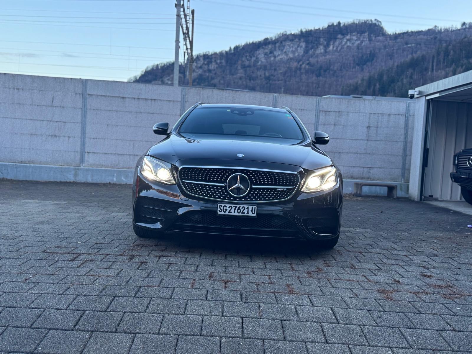 MERCEDES-BENZ E 43 AMG 4 Matic 9G-Tronic