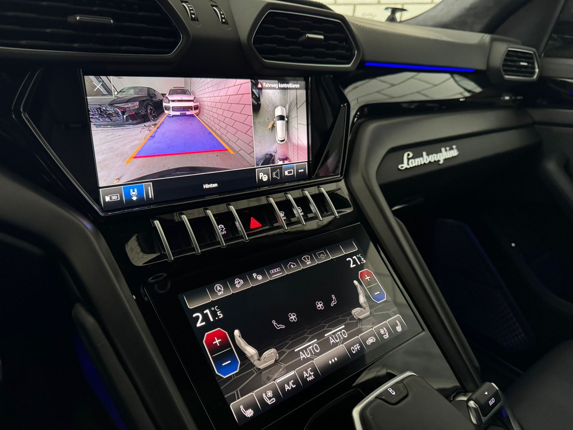 LAMBORGHINI Urus E-Gear Vollausstattung-image-4