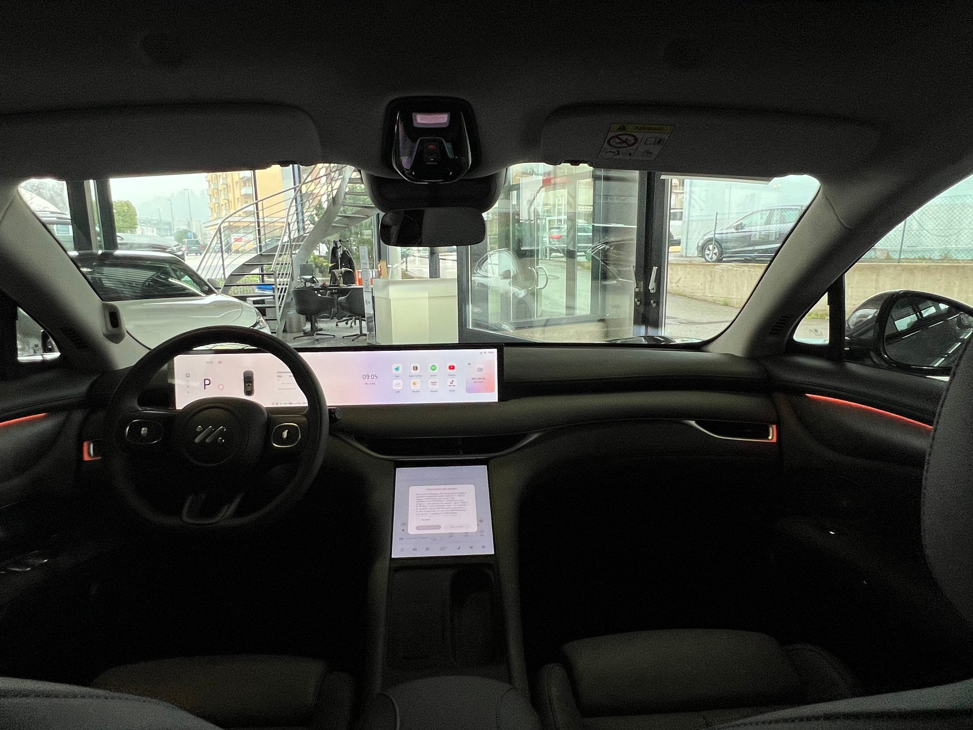 MG IM6 EV 100kWh Performance 20-image-6