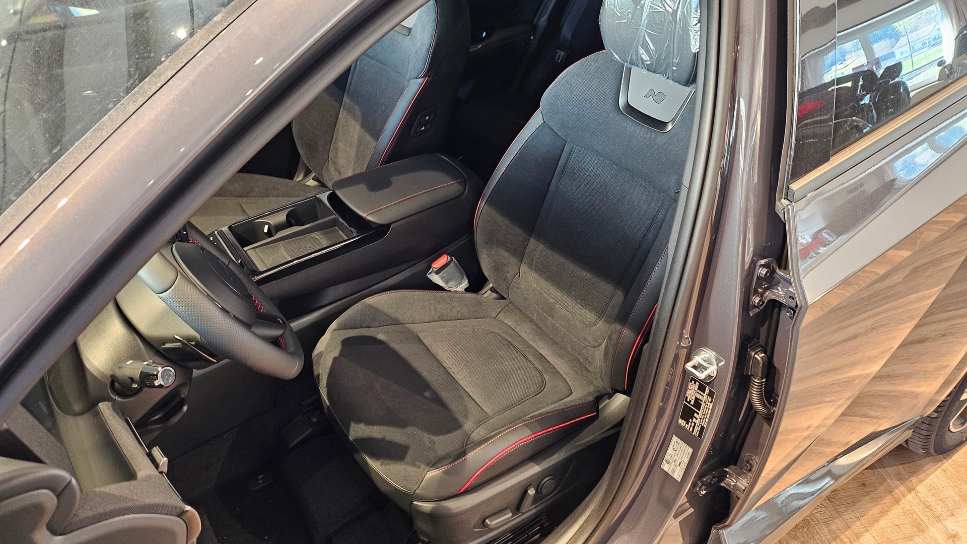 HYUNDAI Tucson 1.6 TGDI PHEV N-Line 4WD Vollausstattung-image-27