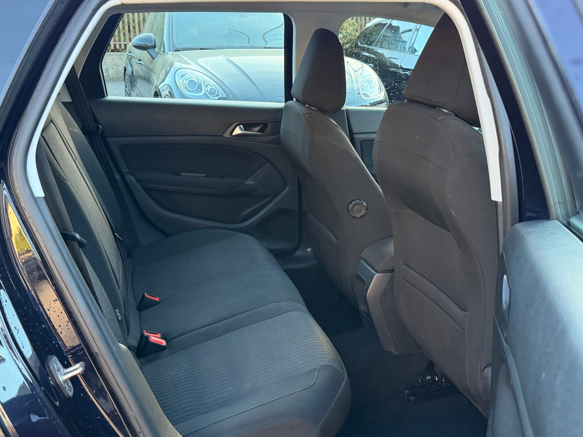 PEUGEOT 308 SW 1.2 THP Business Automatic-image-7