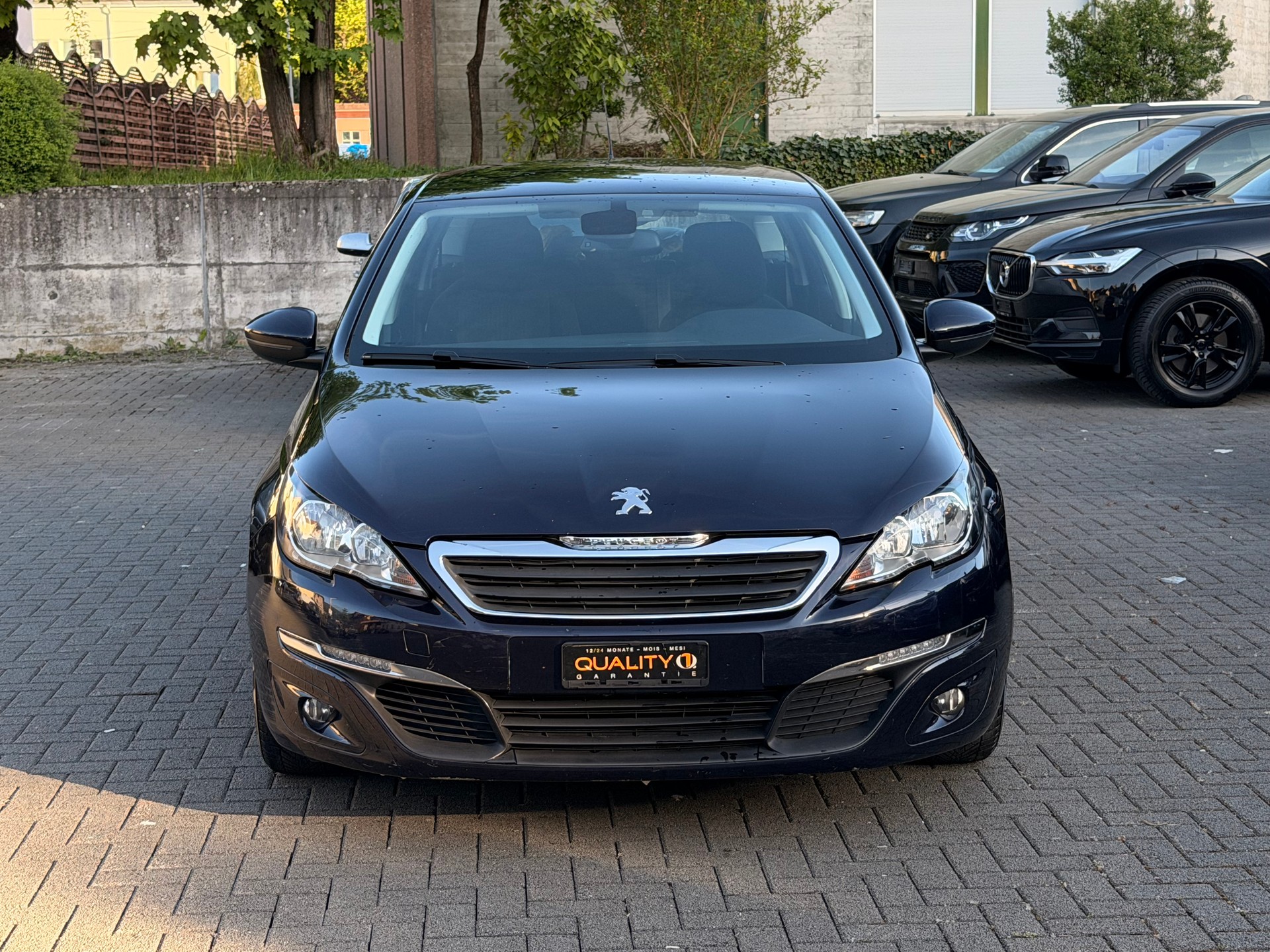 PEUGEOT 308 SW 1.2 THP Business Automatic-image-4
