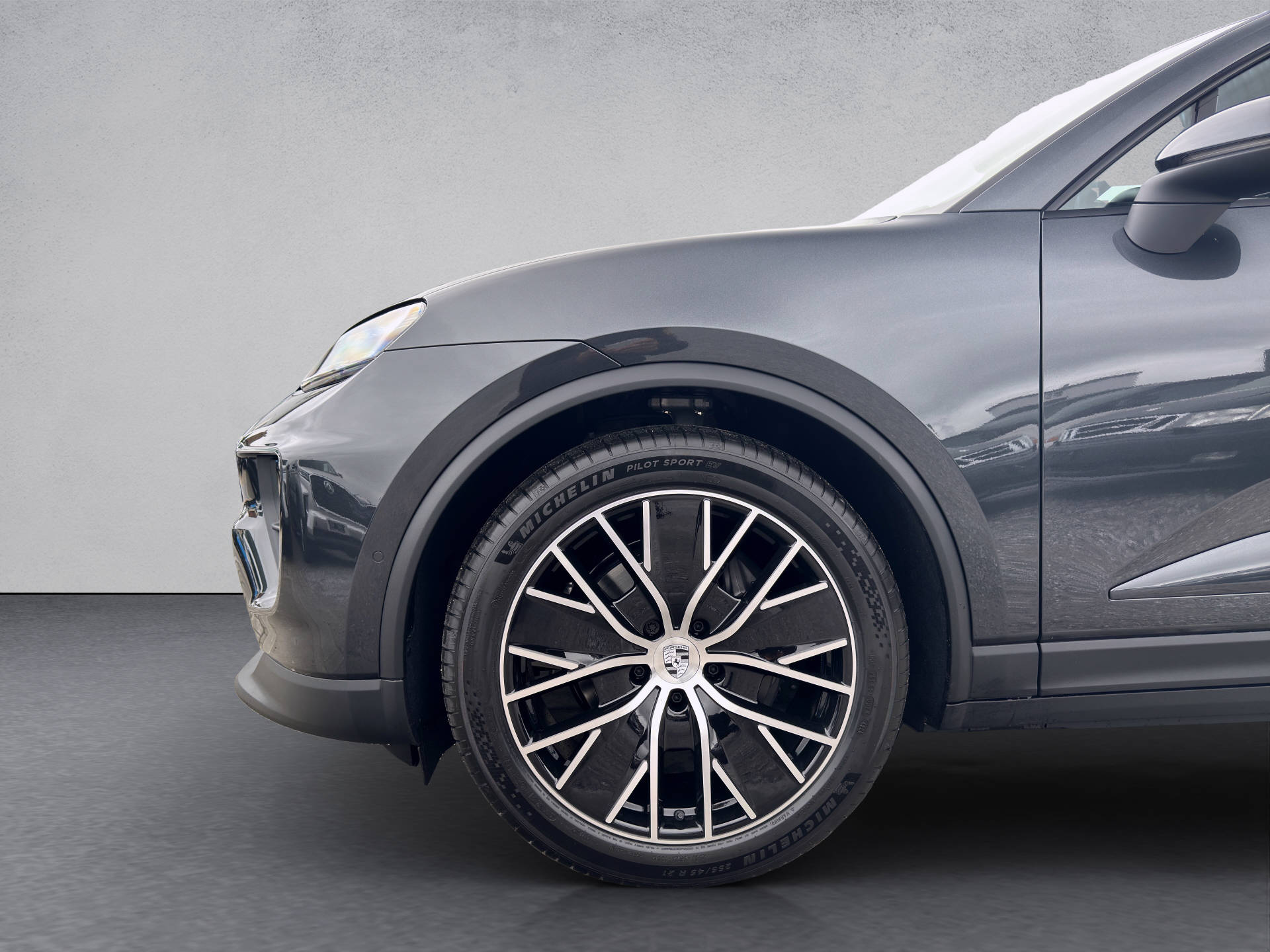 PORSCHE Macan 4-image-15