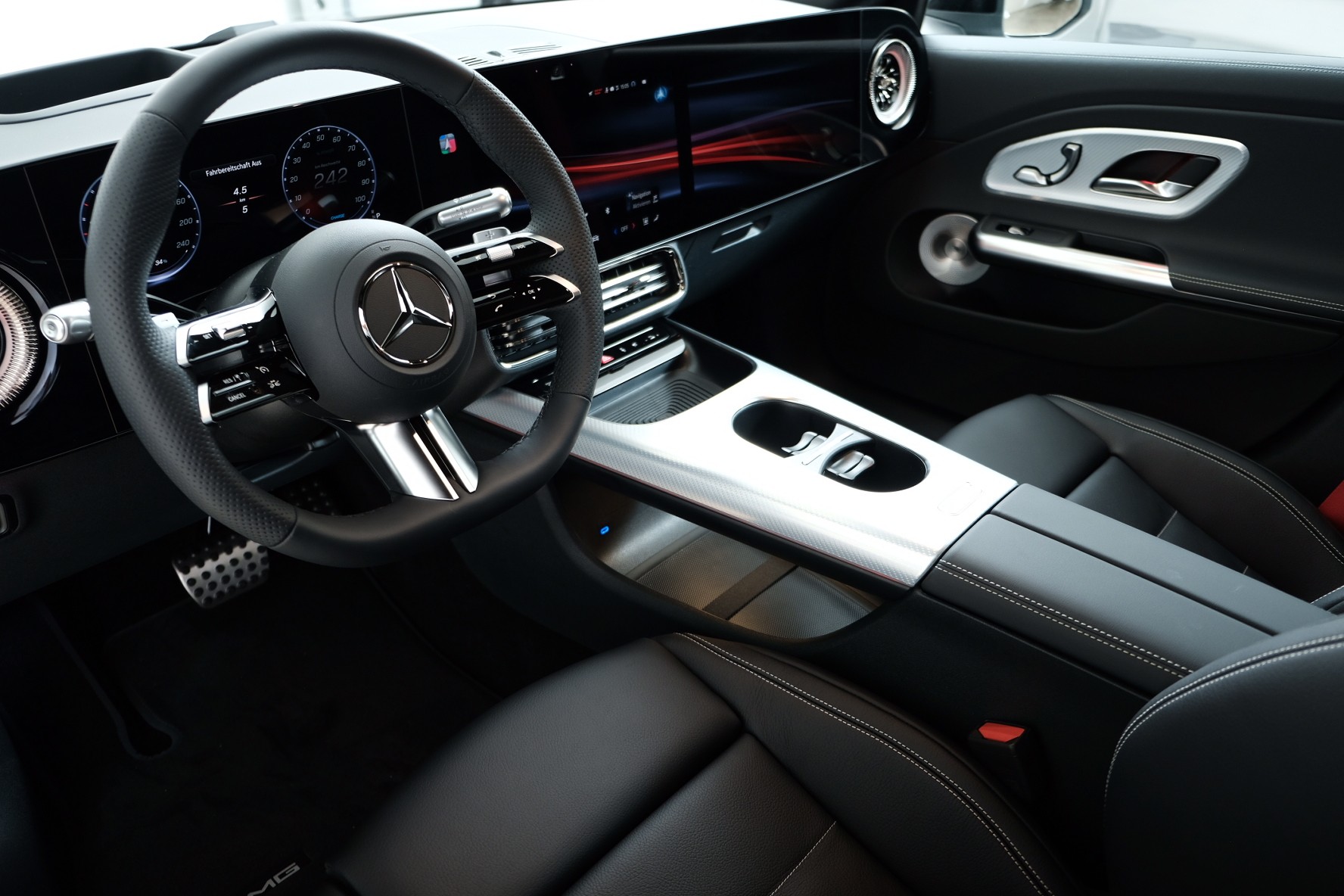 MERCEDES-BENZ CLA 350 4 Matic 85 kWh EQ-image-8