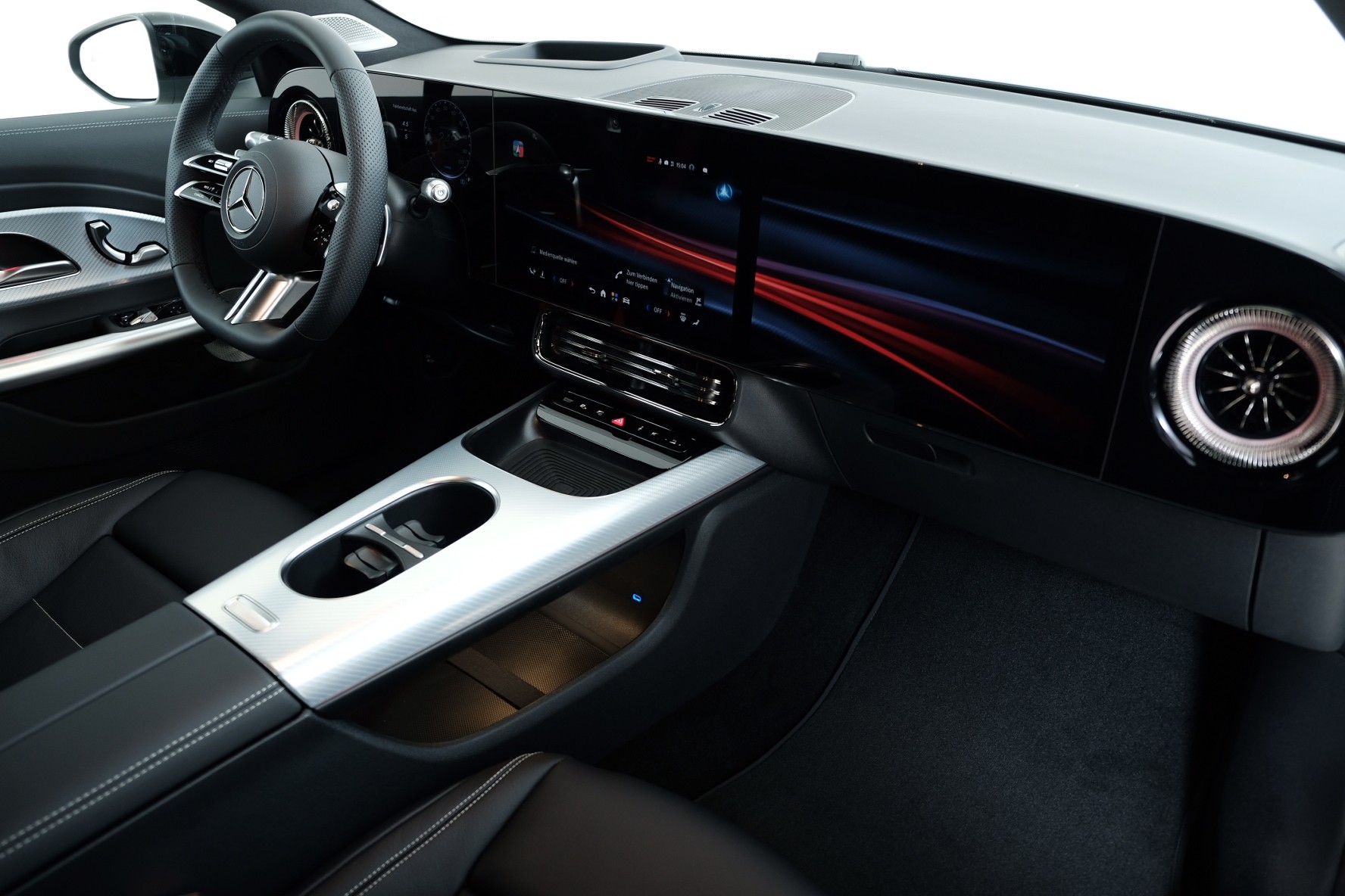 MERCEDES-BENZ CLA 350 4 Matic 85 kWh EQ-image-5