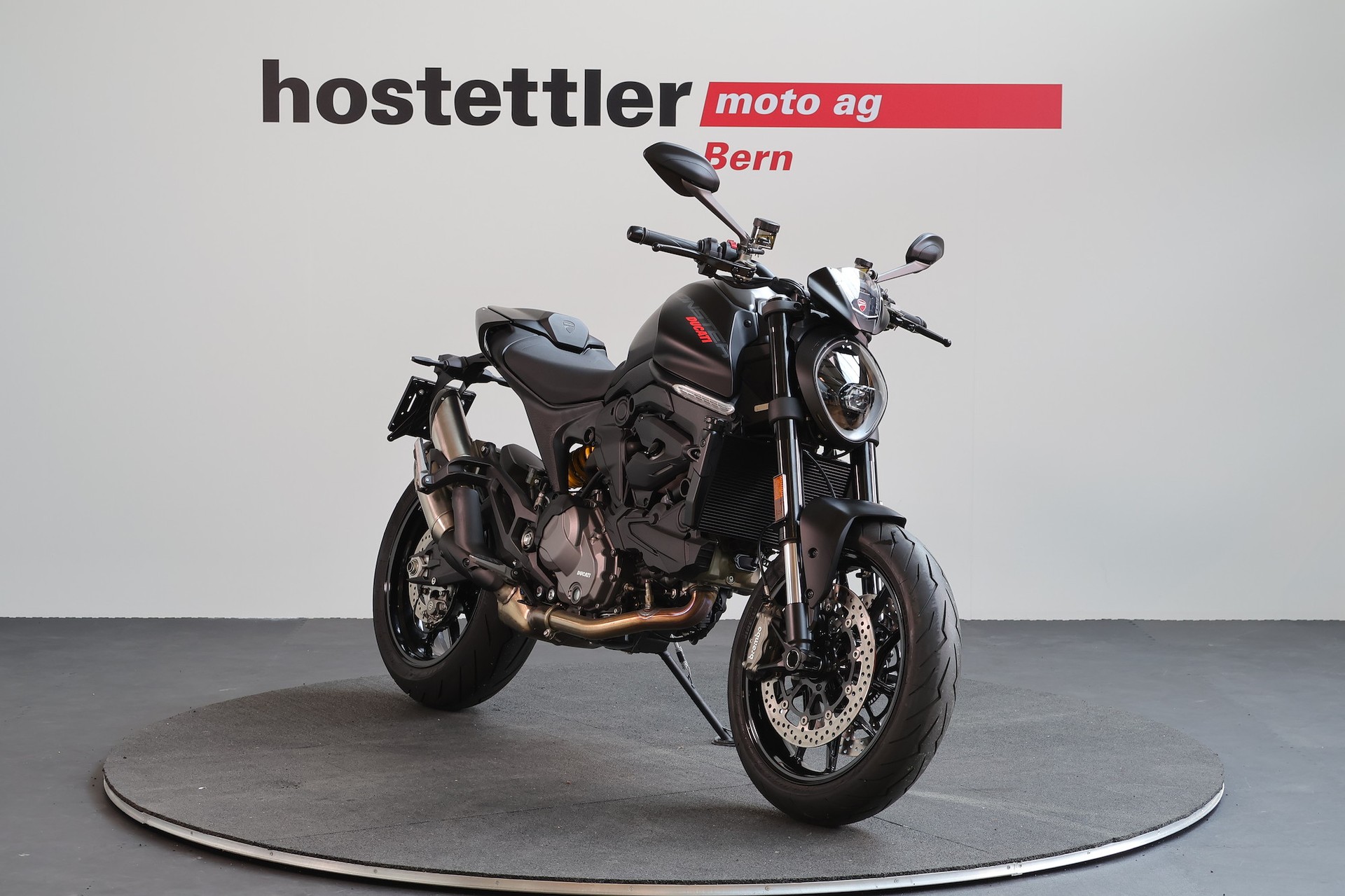 DUCATI Monster +-image-0