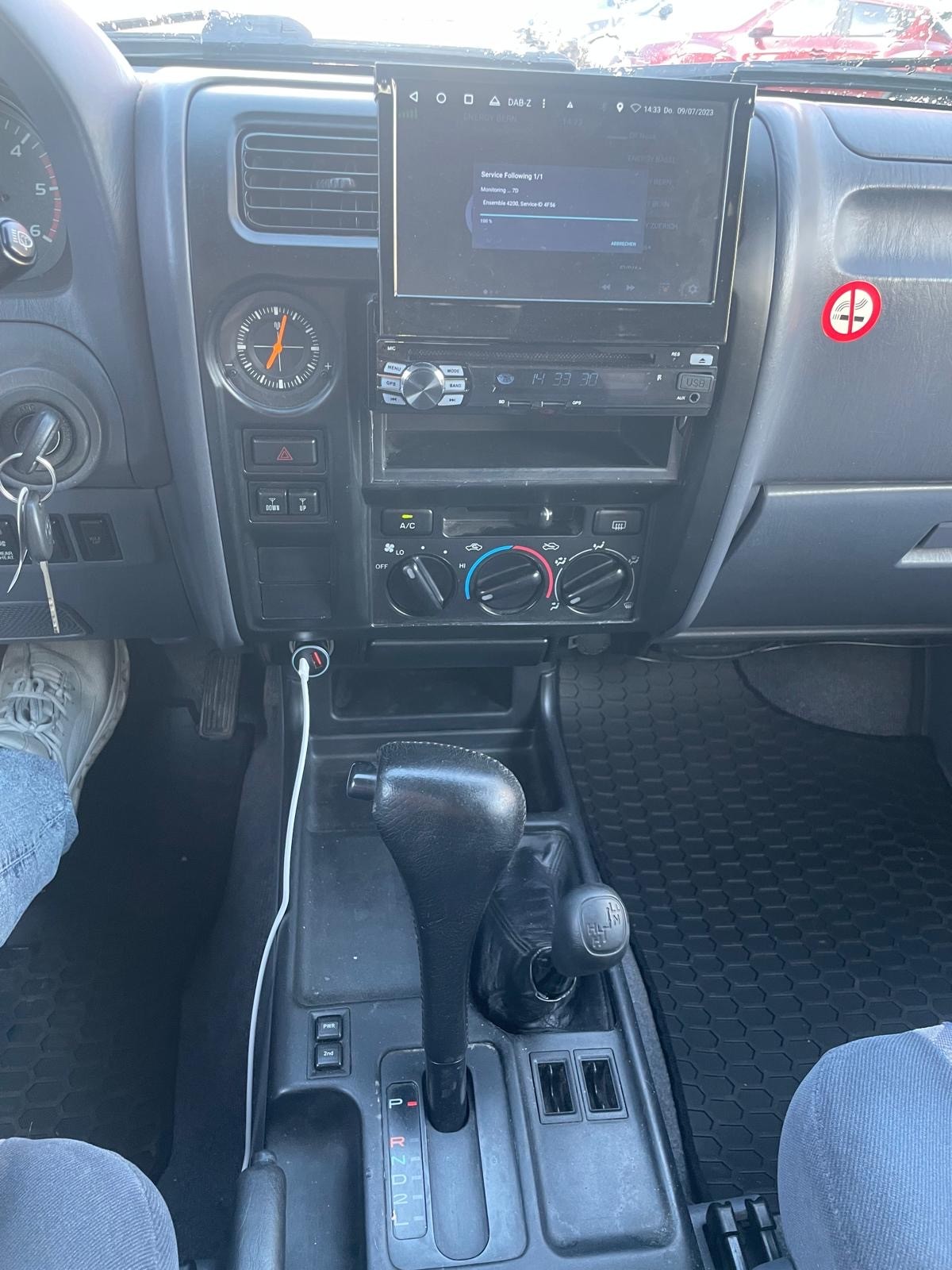 TOYOTA Land Cruiser 300 3.0 TD VX-image-8