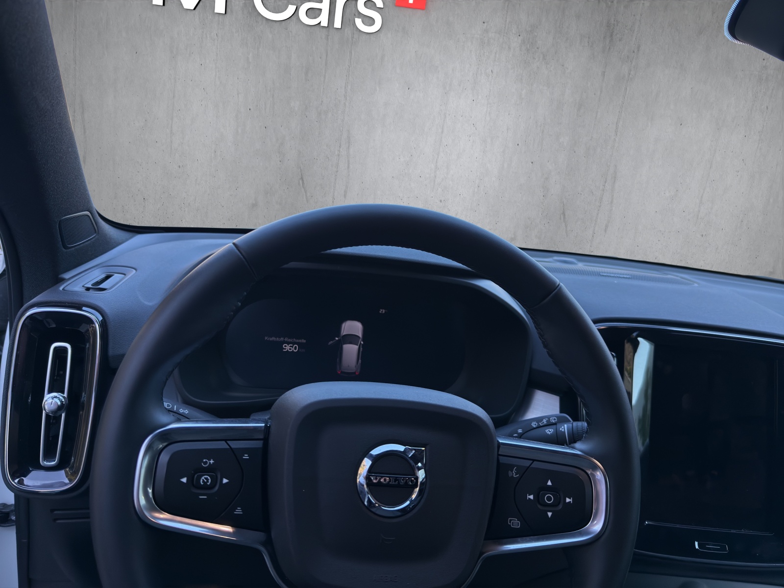 VOLVO XC40 B3 Benzin Mild Hybrid Plus Dark DCT-image-11