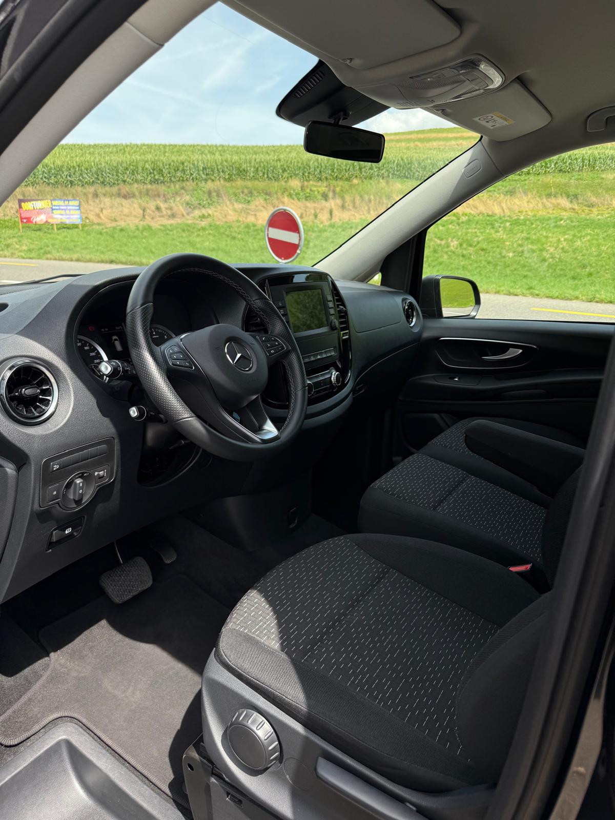 MERCEDES-BENZ Vito 116 CDI Lang Select Tourer 4Matic 9G-Tronic-image-9