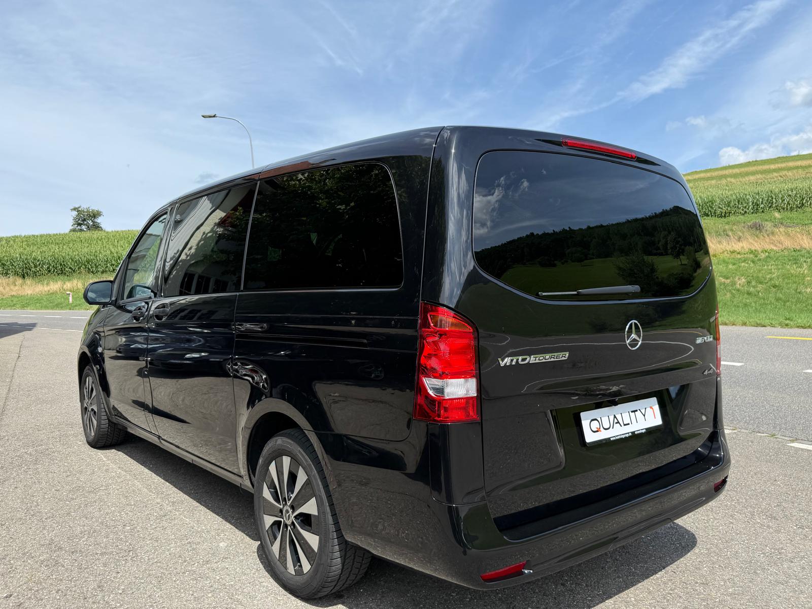 MERCEDES-BENZ Vito 116 CDI Lang Select Tourer 4Matic 9G-Tronic-showroom-element-3
