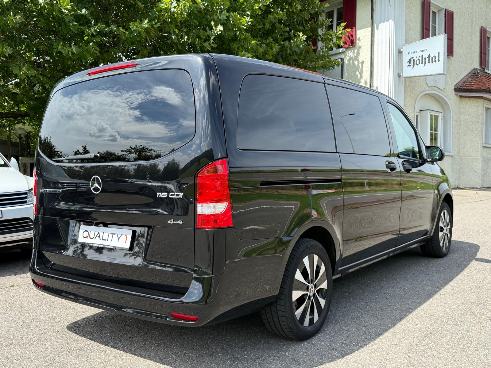 MERCEDES-BENZ Vito 116 CDI Lang Select Tourer 4Matic 9G-Tronic-image-5