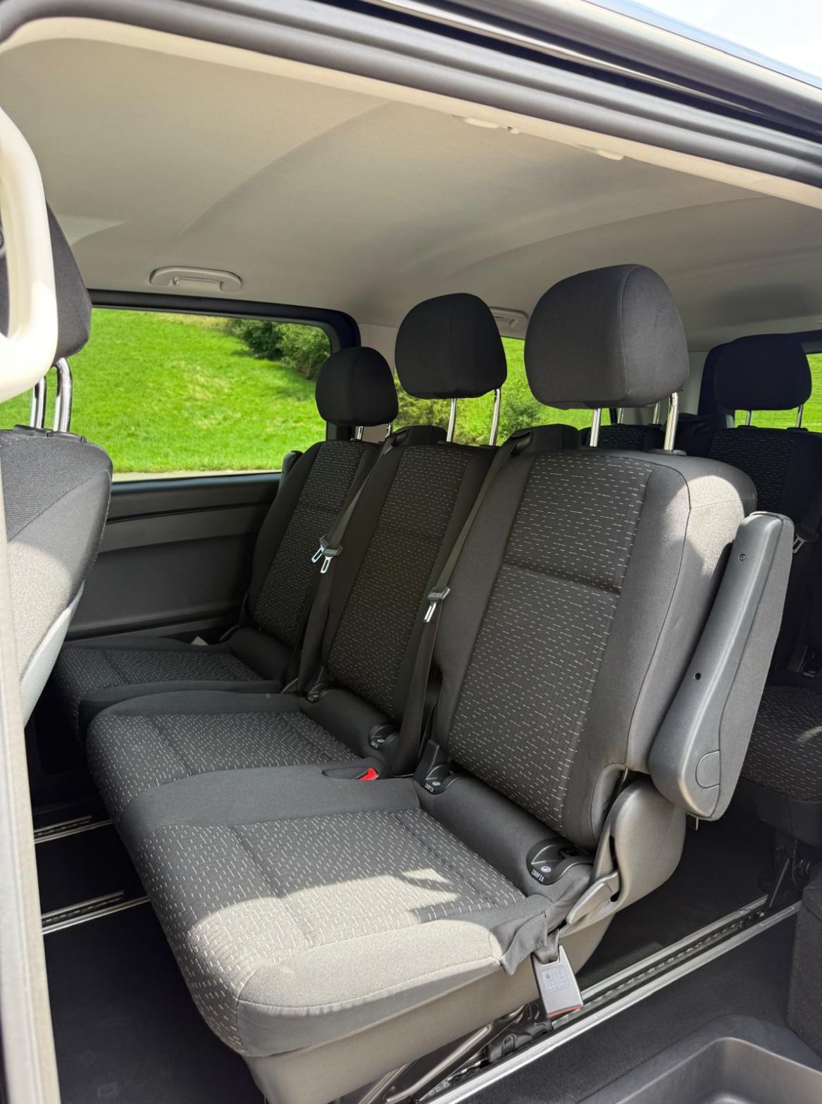 MERCEDES-BENZ Vito 116 CDI Lang Select Tourer 4Matic 9G-Tronic-image-12