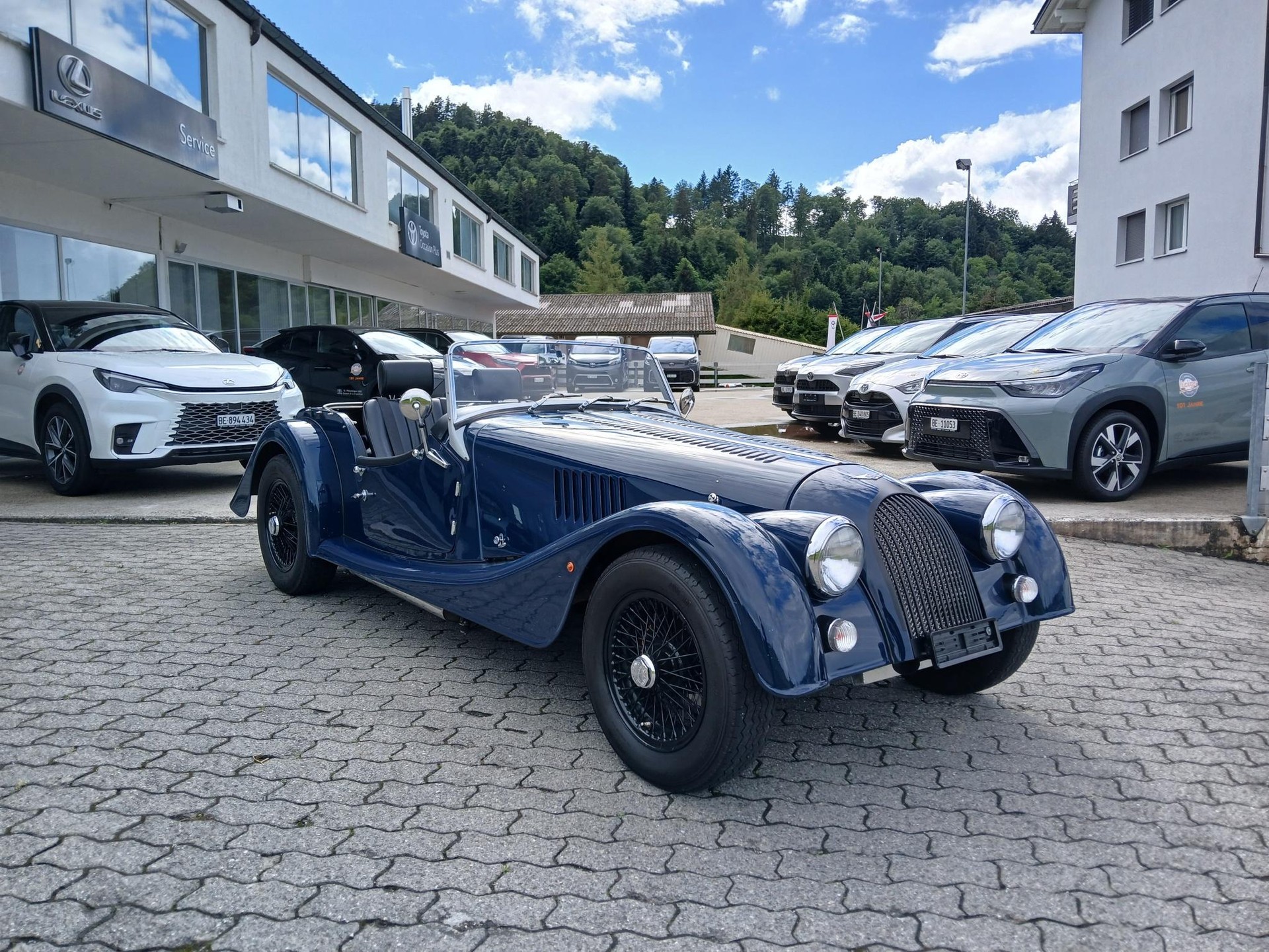 MORGAN 4/4 75E Anniversary-showroom-element-2