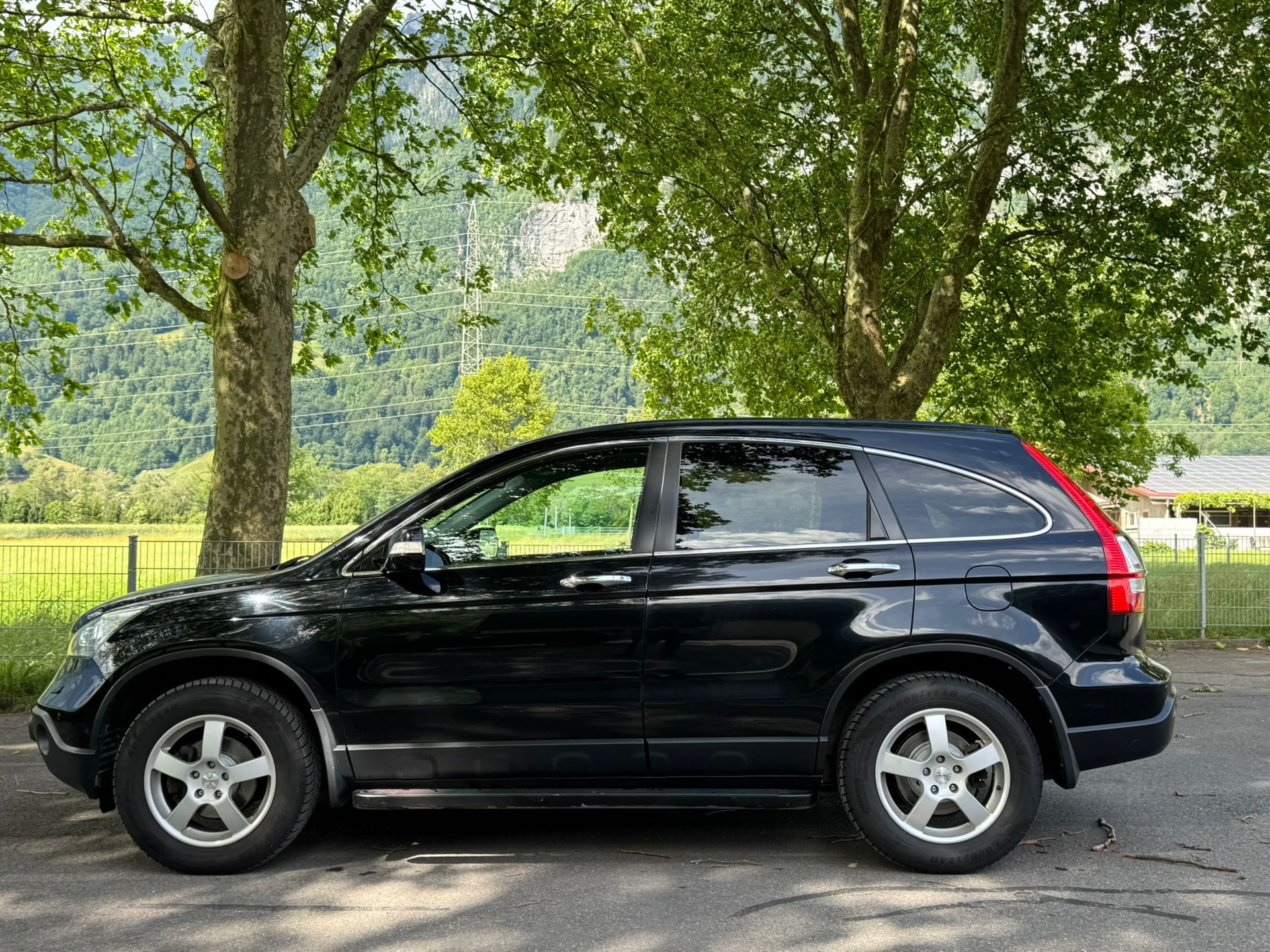 HONDA CR-V 2.2 i-CTDi 4WD Executive-image-4