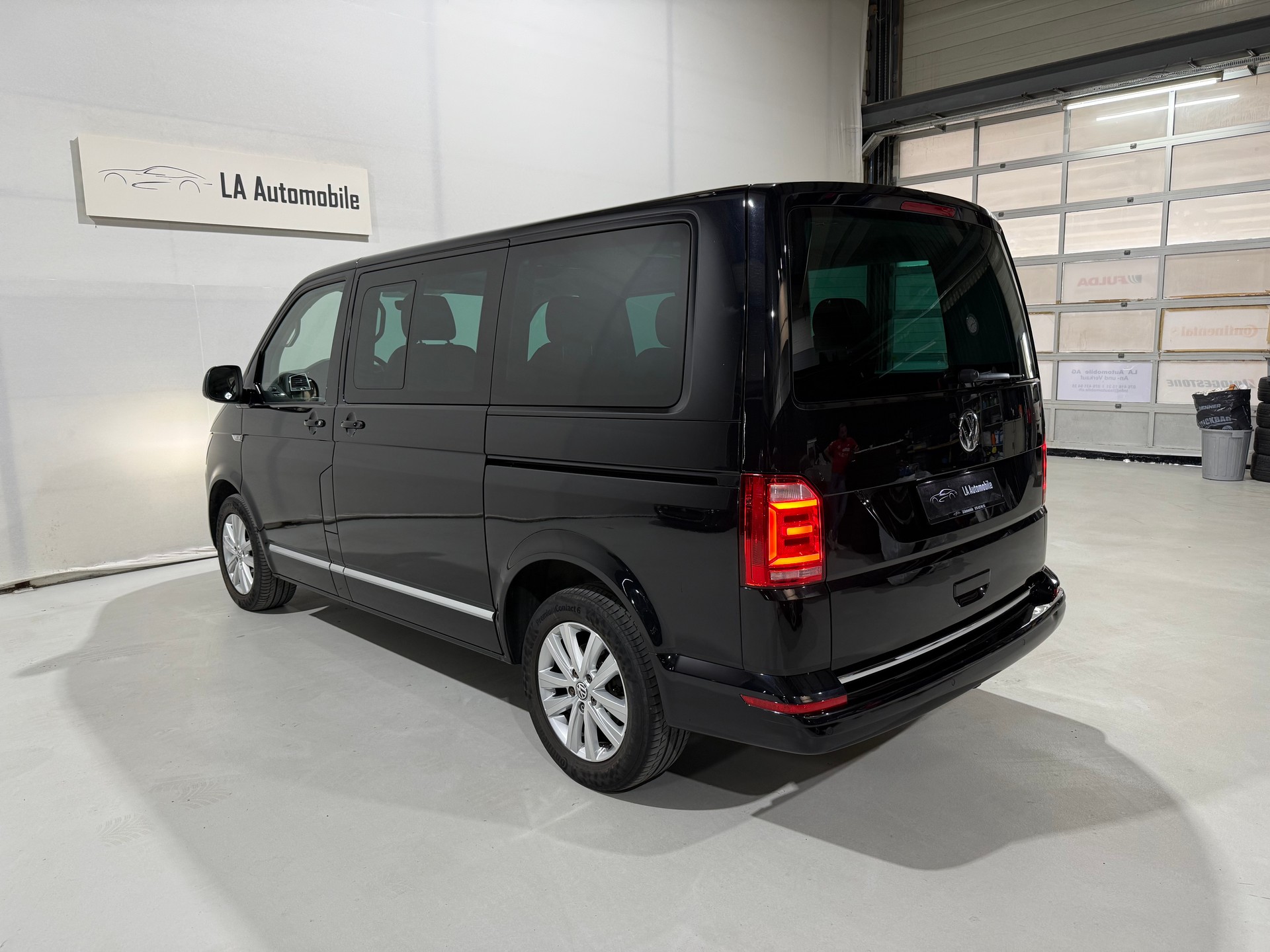 VW T6 Multivan 2.0 Bi-TDI Highline Liberty 4Mot. DSG (CH Fahrzeug)-image-9