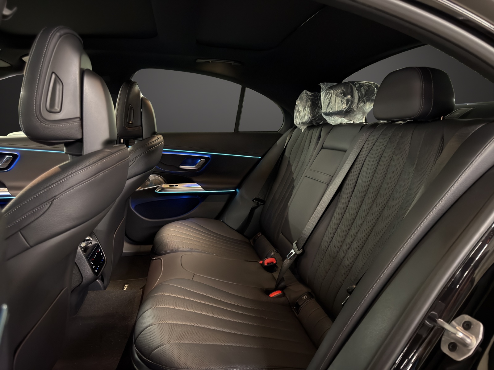MERCEDES-BENZ E 220 d 4Matic 9G-Tronic-image-10