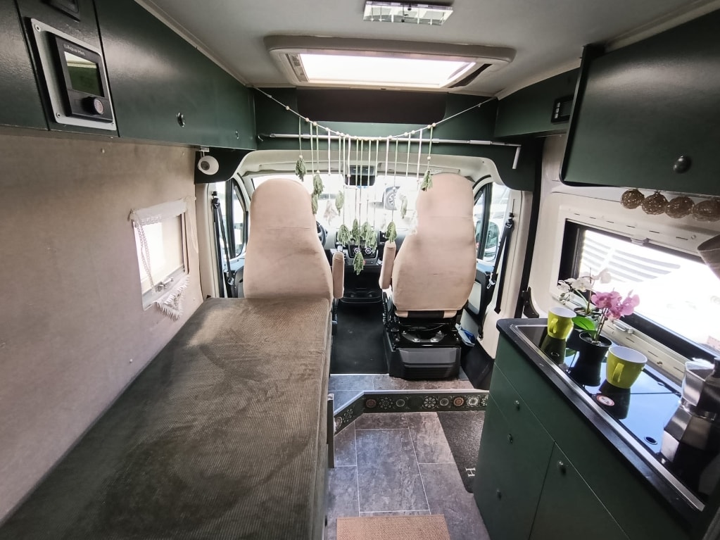 FIAT 250 ***Unauffällig Klein & Autark unterwegs sein***Automat 130PS *5.40M Länge *Dieselheizung *RFahrkamera *Navi *Solar Panel *-image-14