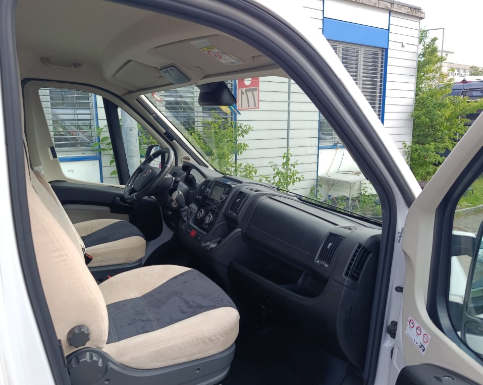 FIAT 250 ***Unauffällig Klein & Autark unterwegs sein***Automat 130PS *5.40M Länge *Dieselheizung *RFahrkamera *Navi *Solar Panel *-image-12