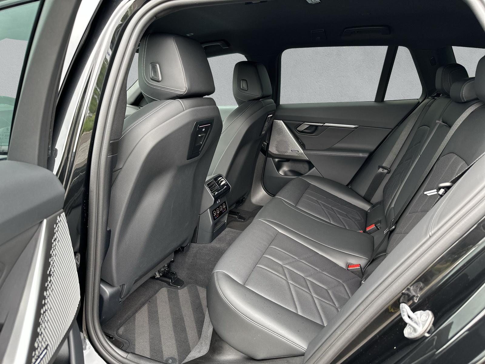 BMW 520d M Sport Touring xDrive G61 (CH)-image-11