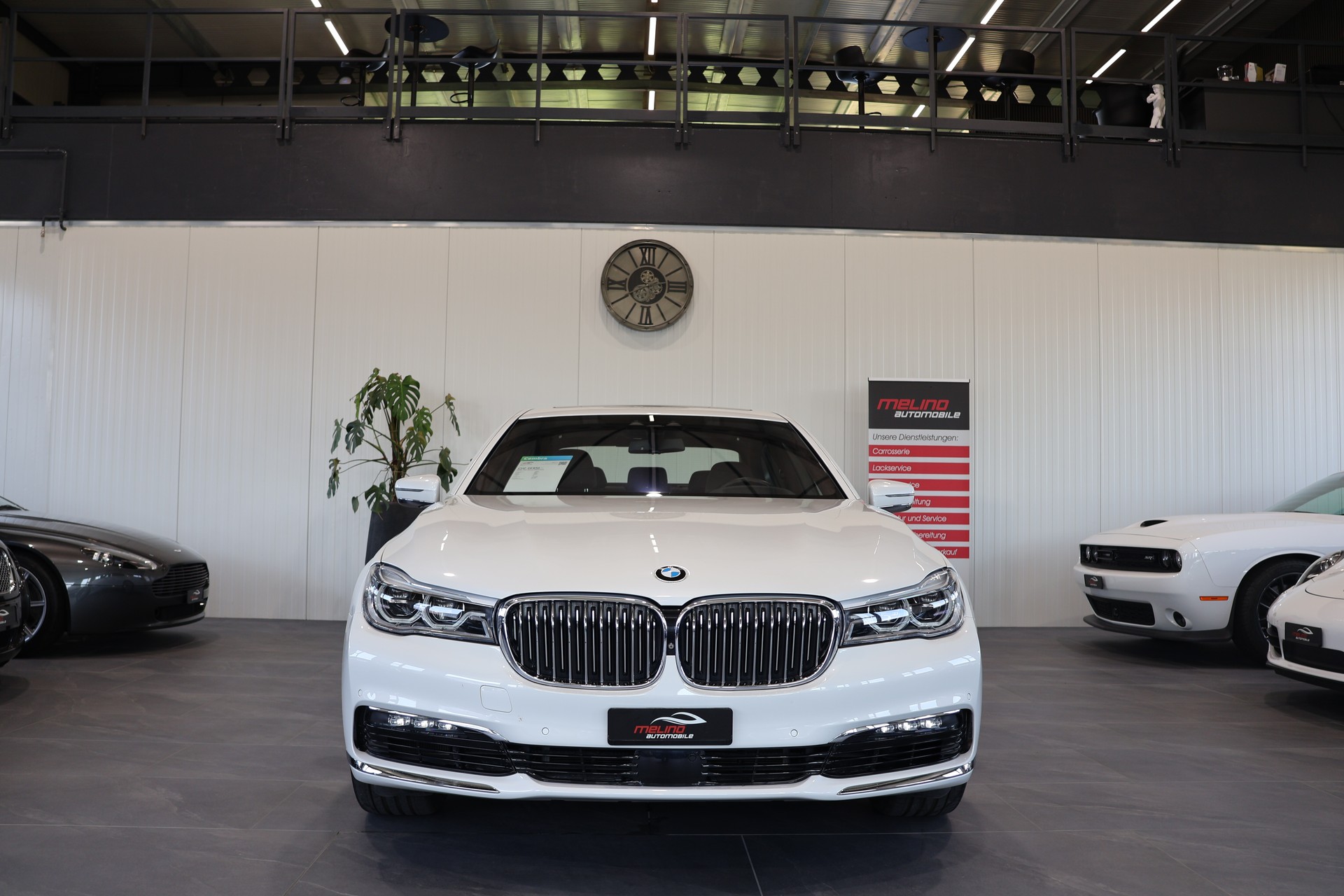 BMW 750i xDrive Steptronic-image-3