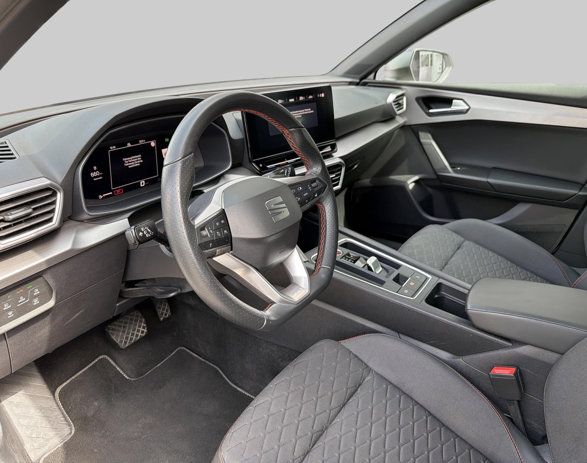 SEAT Leon 1.5 eTSI 150 FR DSG-image-7