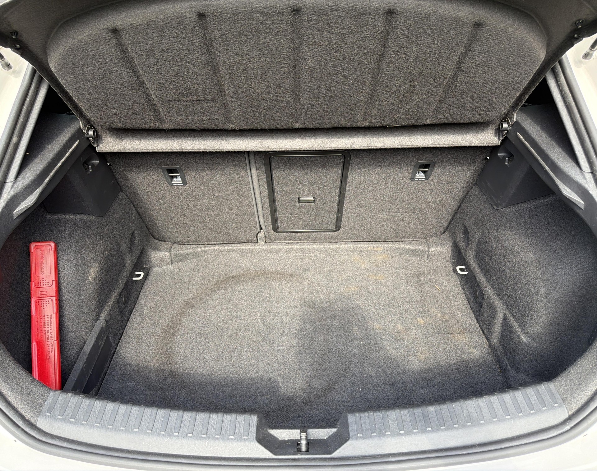 SEAT Leon 1.5 eTSI 150 FR DSG-image-10