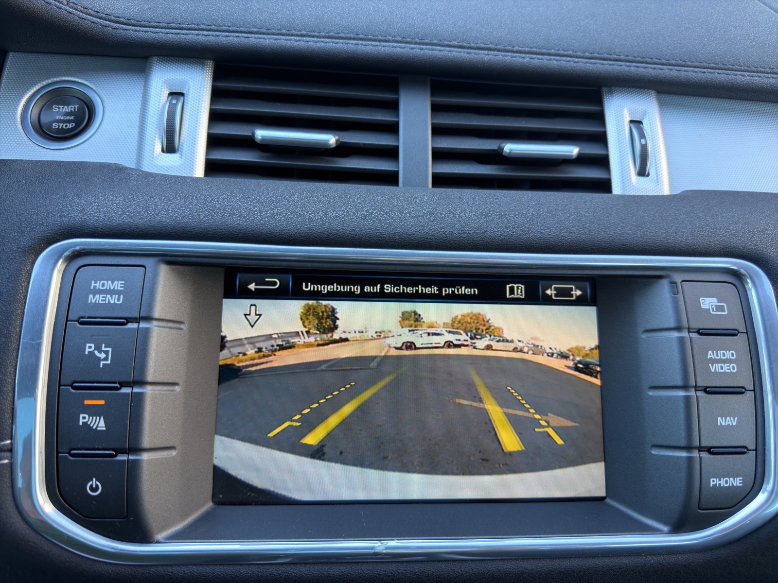 LAND ROVER Range Rover Evoque 2.0 Si4 Pure AT6-image-26