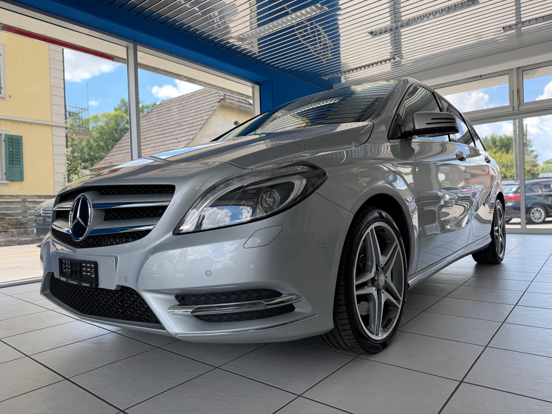 MERCEDES-BENZ B 220 CDI 7G-DCT-showroom-element-1