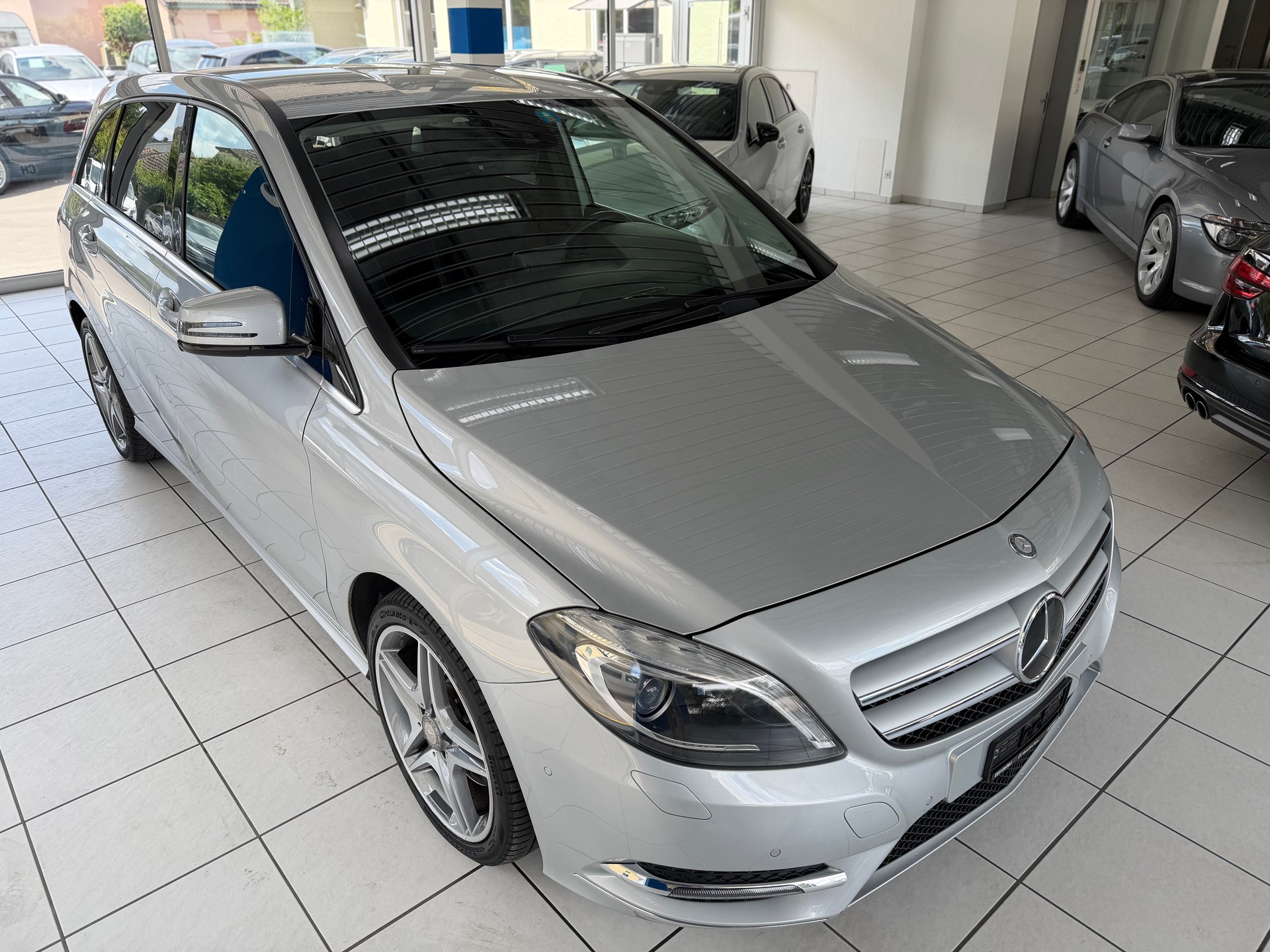 MERCEDES-BENZ B 220 CDI 7G-DCT-showroom-element-2