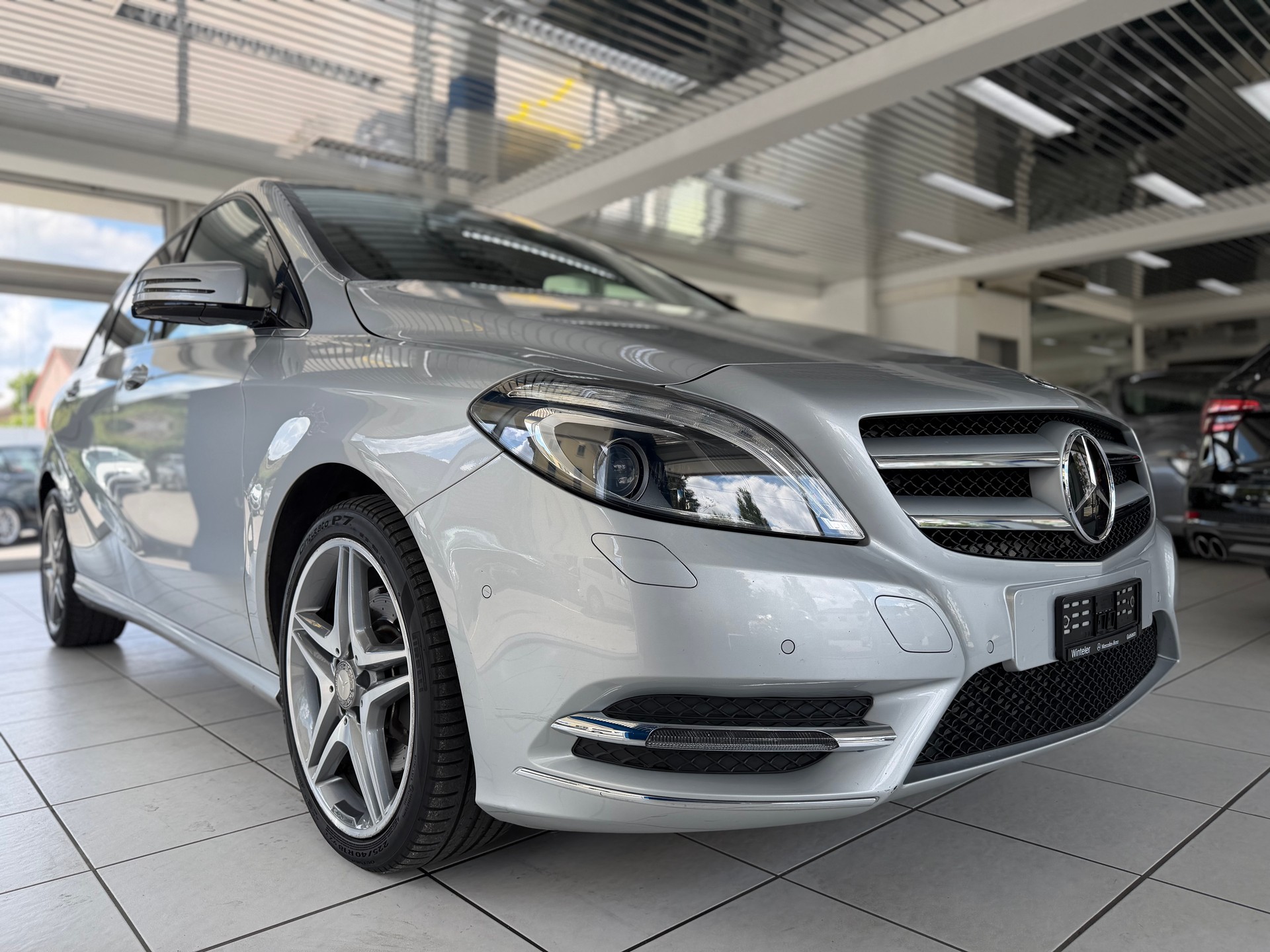 MERCEDES-BENZ B 220 CDI 7G-DCT-showroom-element-3
