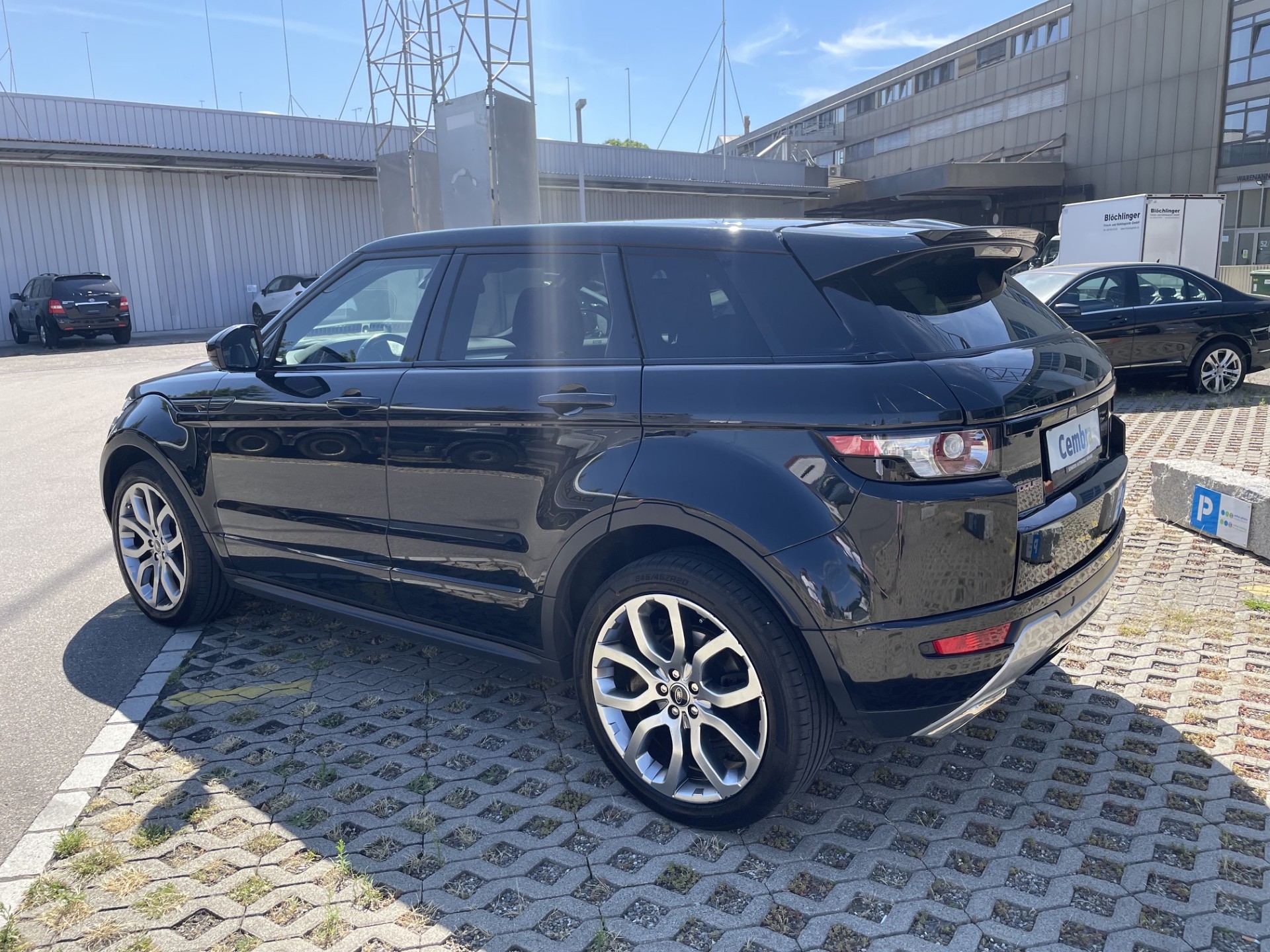 LAND ROVER Range Rover Evoque 2.0 Si4 Dynamic AT9-image-5