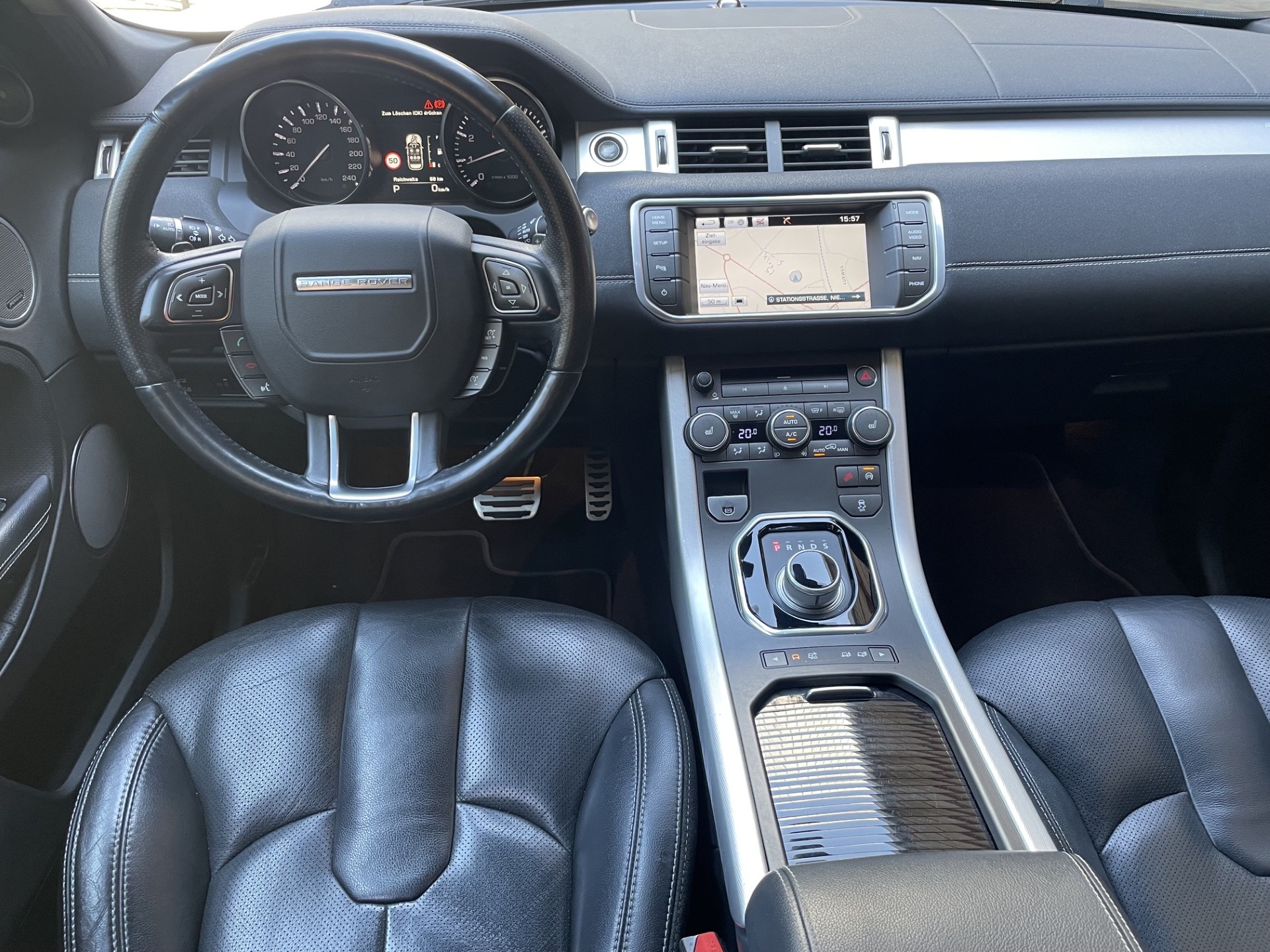 LAND ROVER Range Rover Evoque 2.0 Si4 Dynamic AT9-image-11