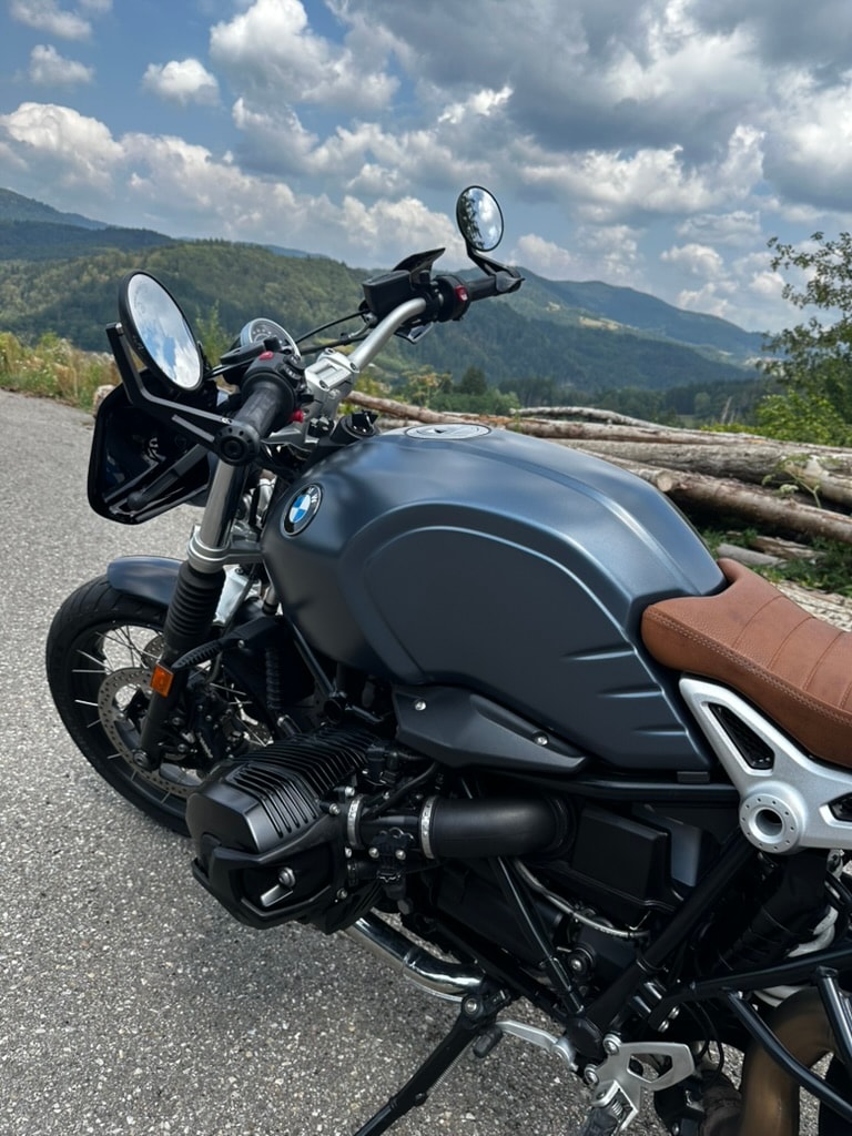 BMW R nineT Scrambler ABS-image-10